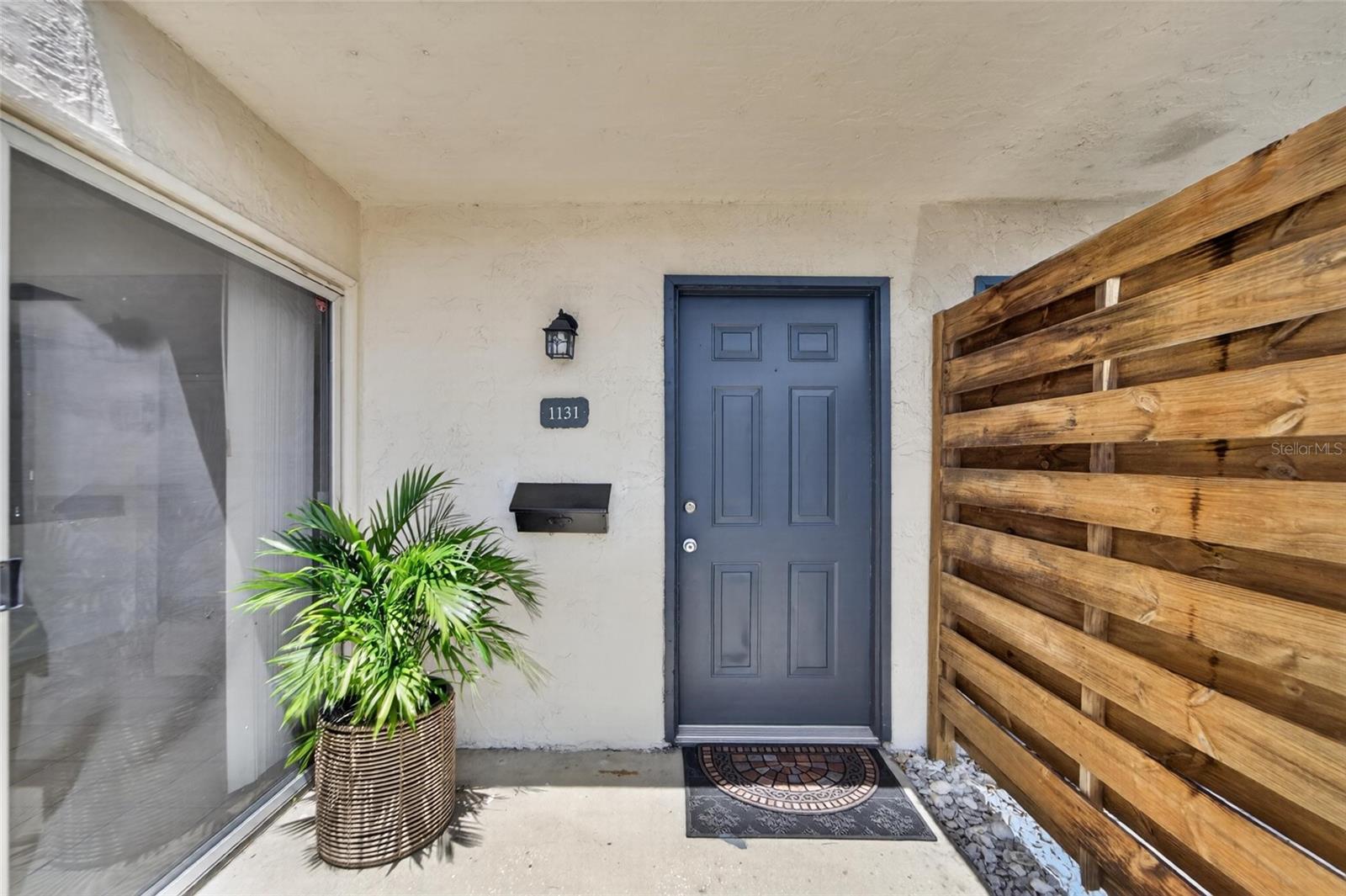 1131 LONGFELLOW RD — photo 43