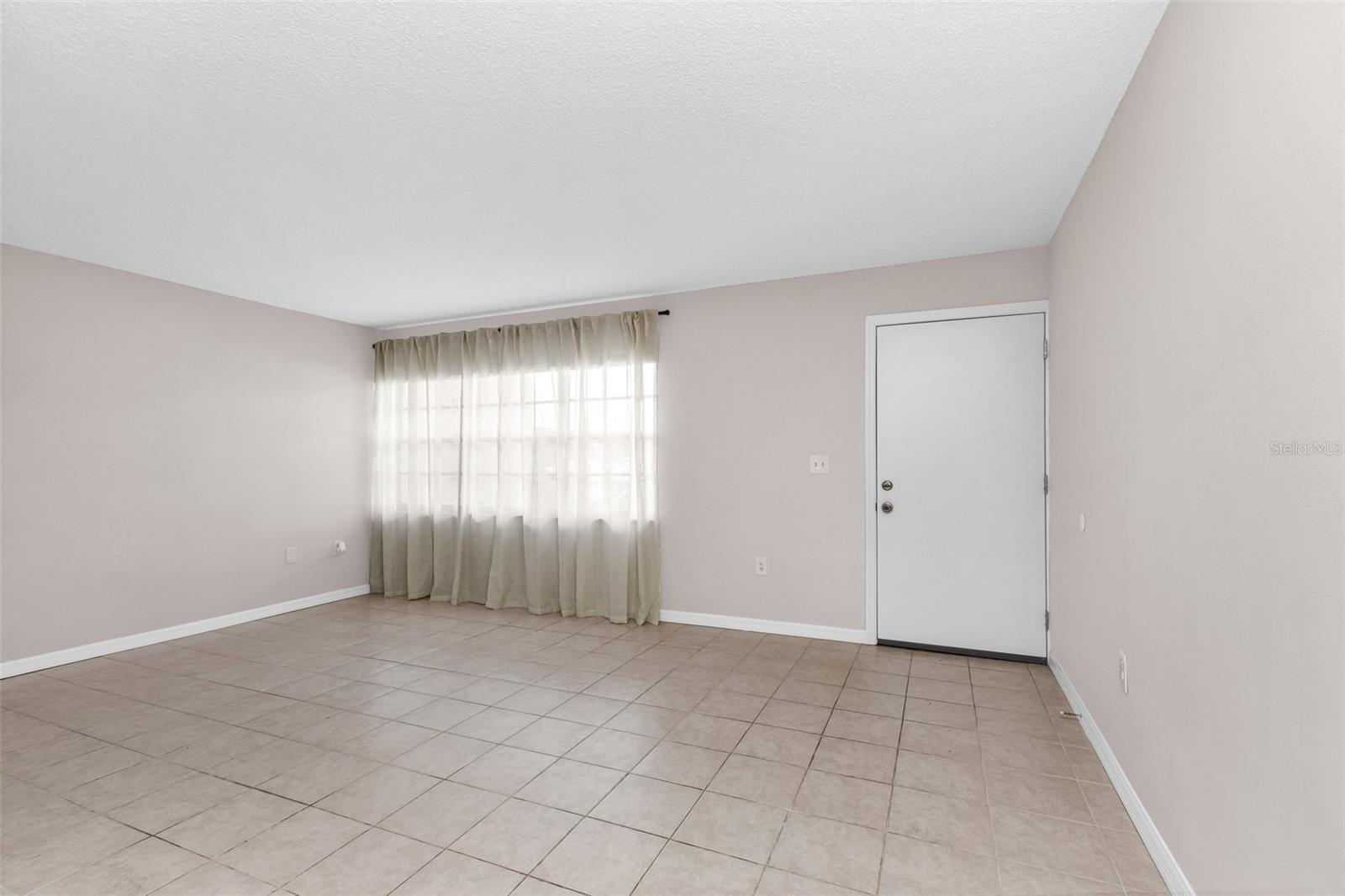 8 QUAILS RUN BLVD #4 — photo 7