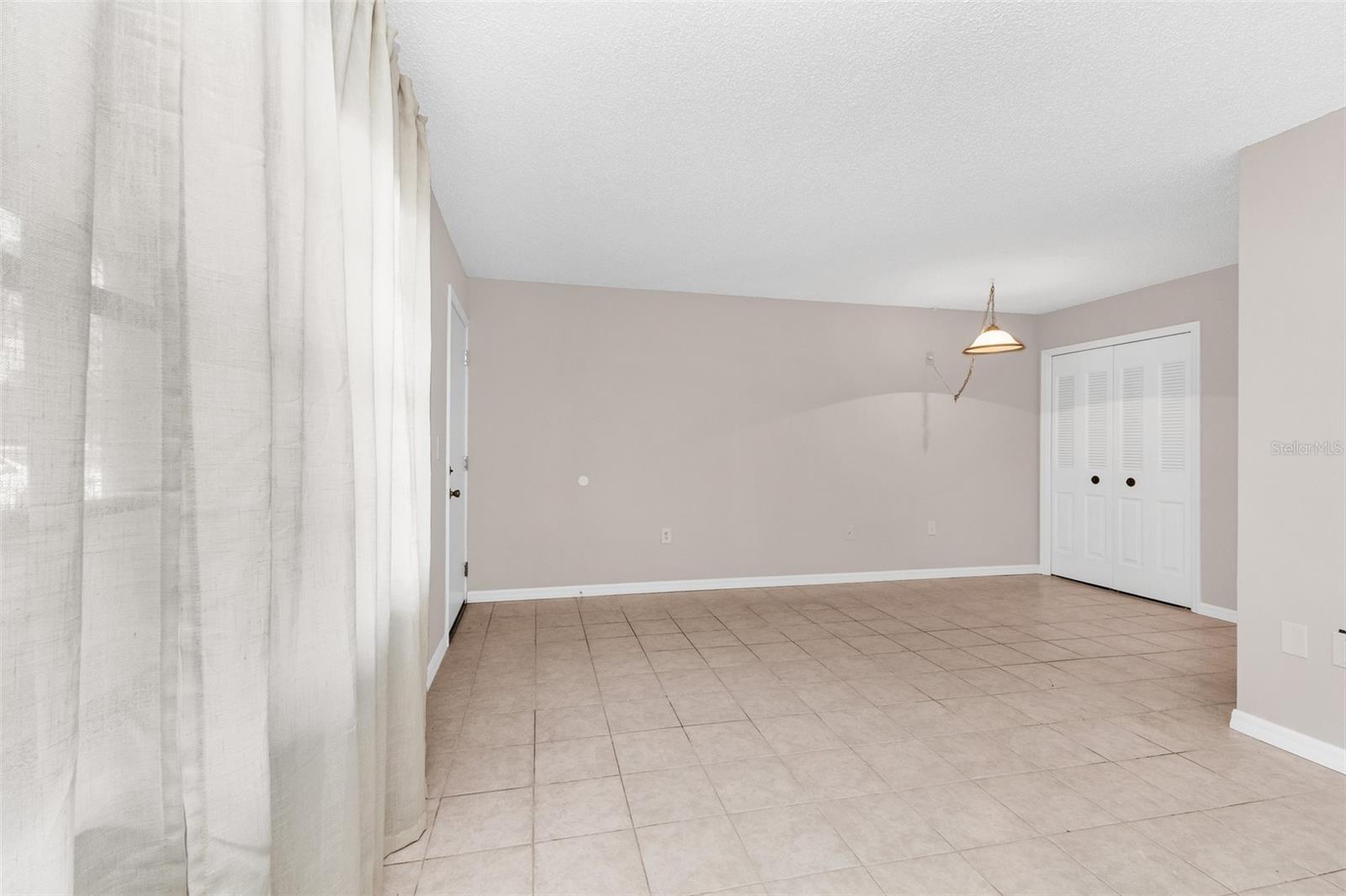 8 QUAILS RUN BLVD #4 — photo 8
