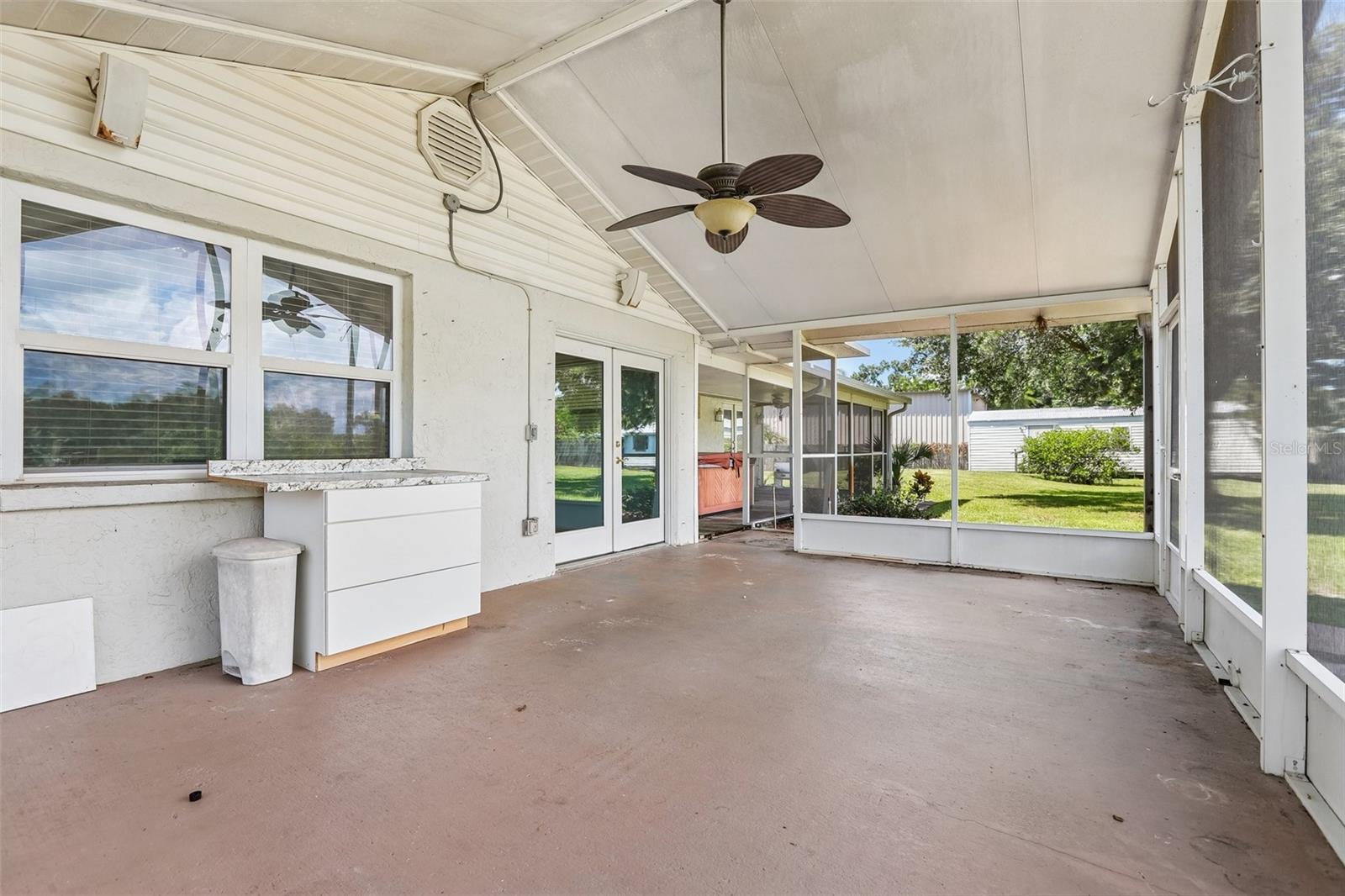 6510 SUNRIDGE DR — photo 48