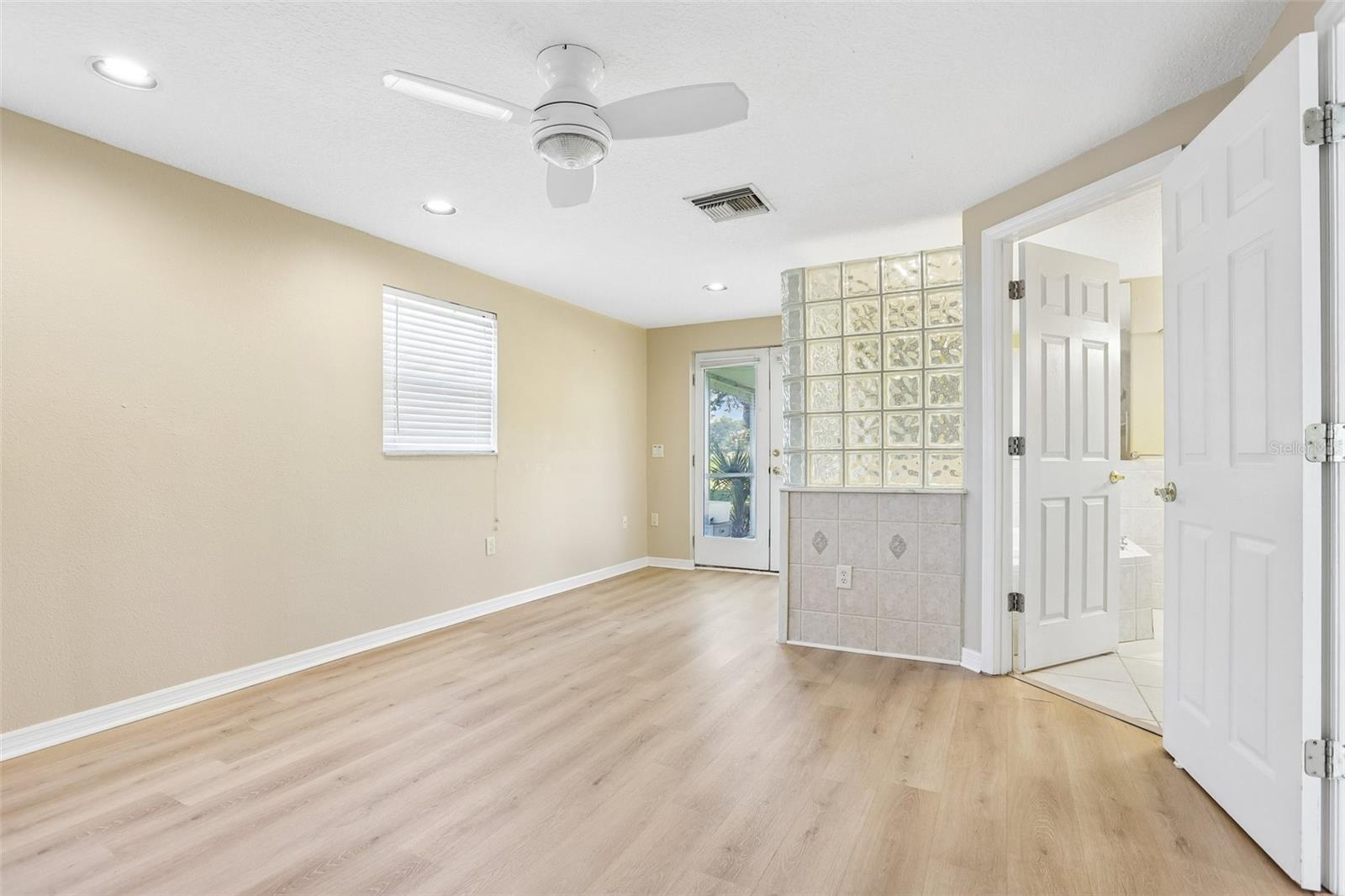 6510 SUNRIDGE DR — photo 26