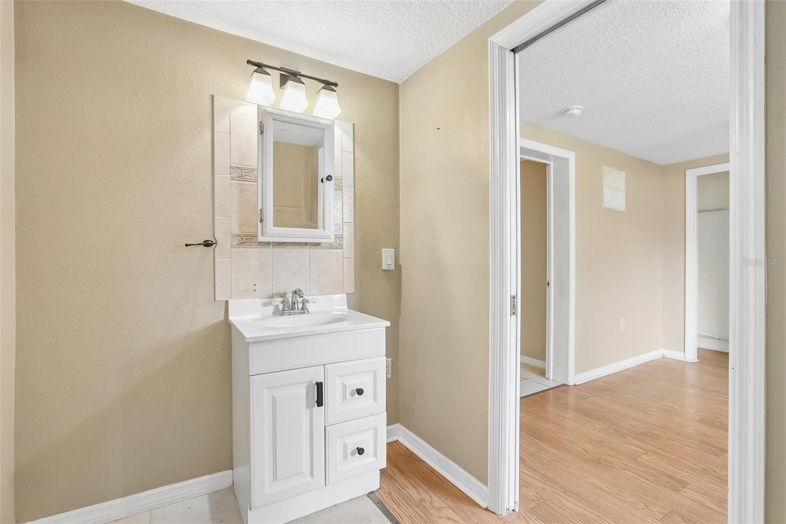 6510 SUNRIDGE DR — photo 42