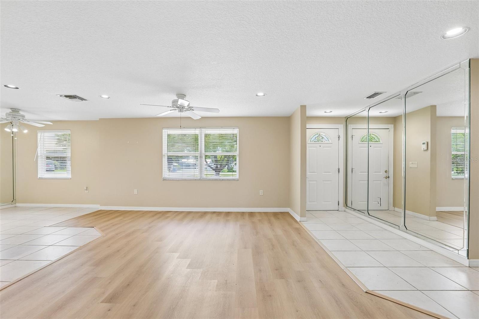 6510 SUNRIDGE DR — photo 12