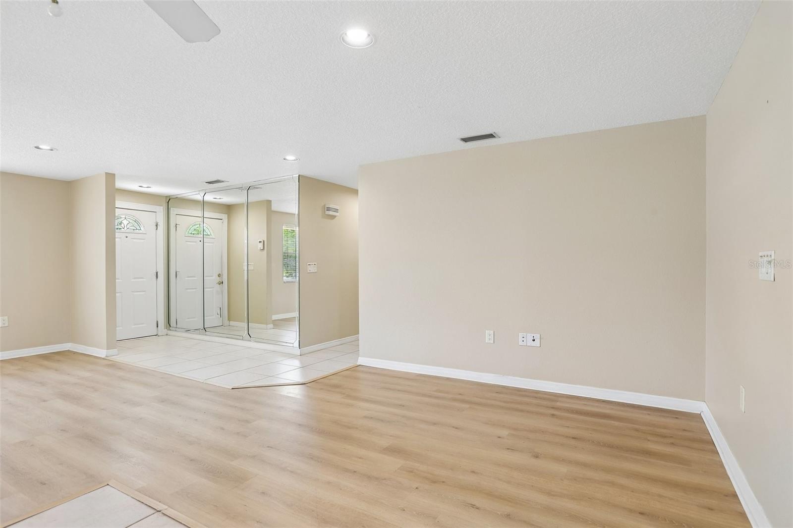 6510 SUNRIDGE DR — photo 15