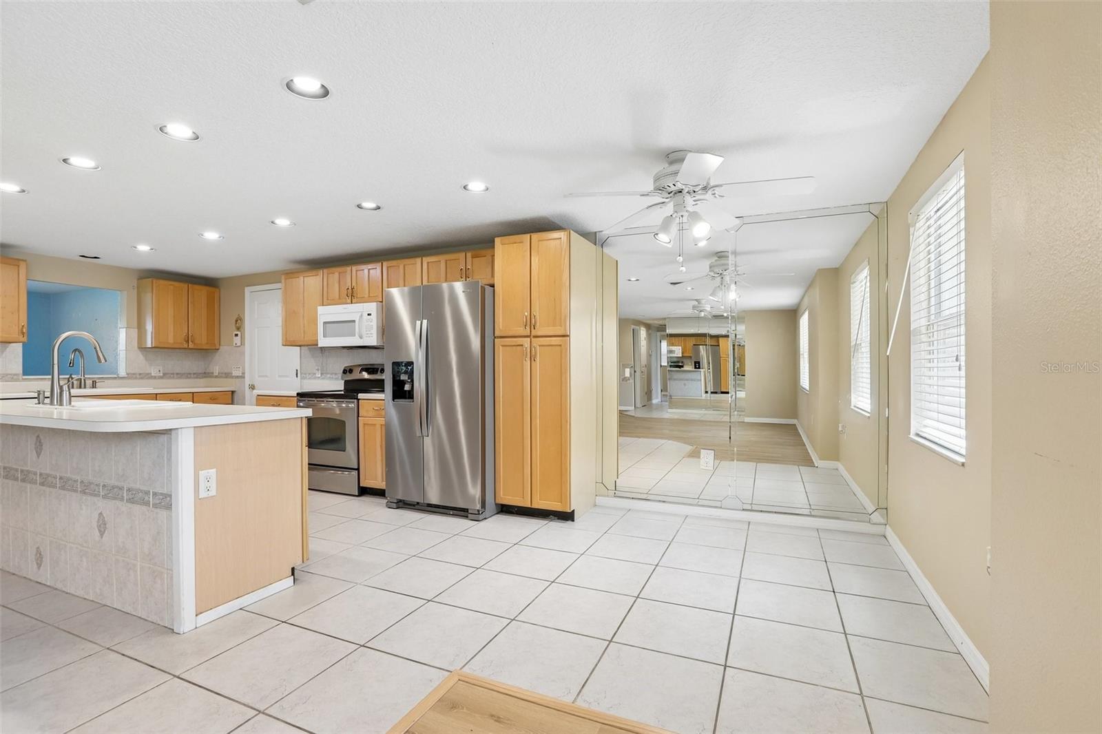 6510 SUNRIDGE DR — photo 23