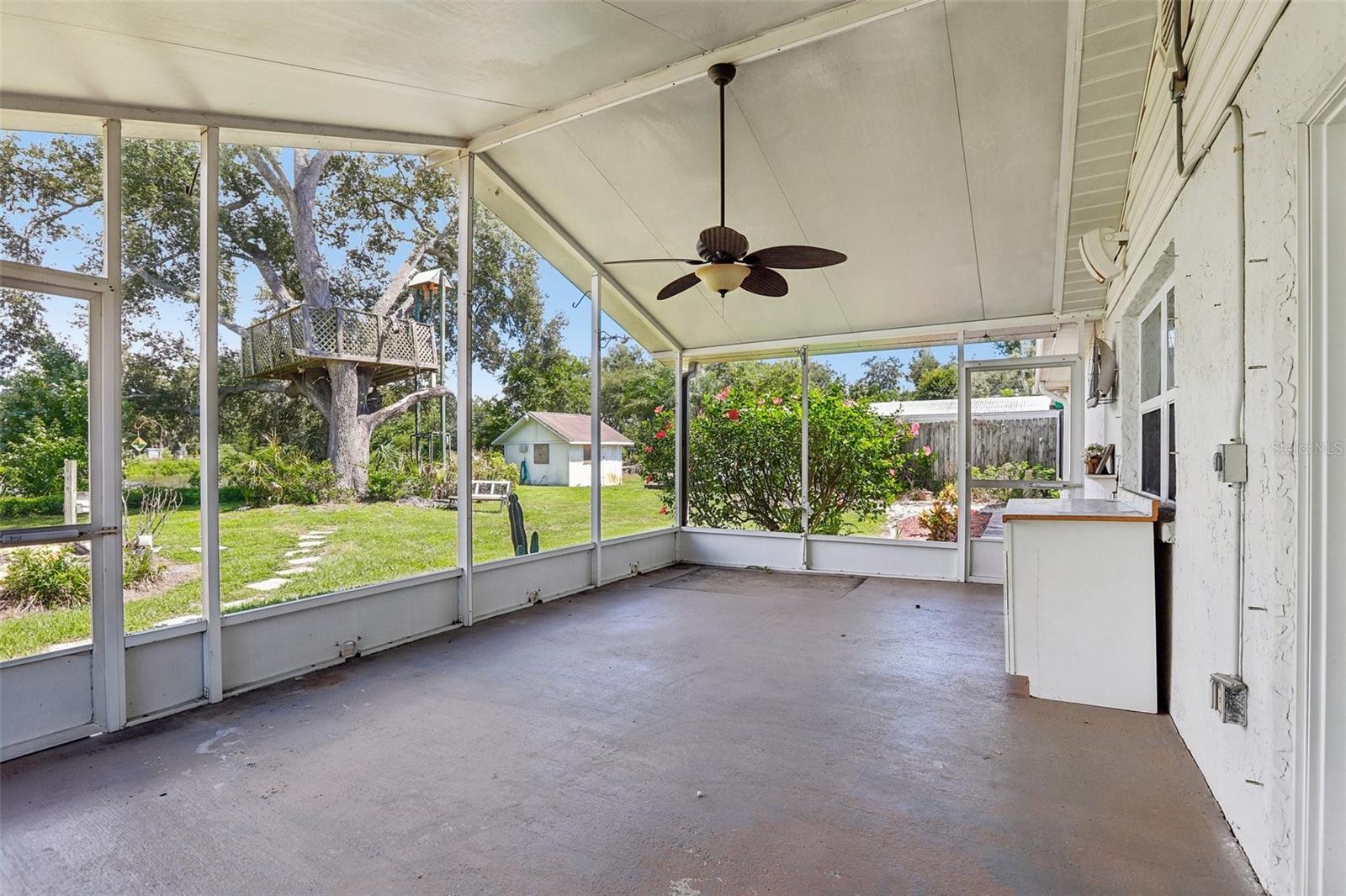 6510 SUNRIDGE DR — photo 46