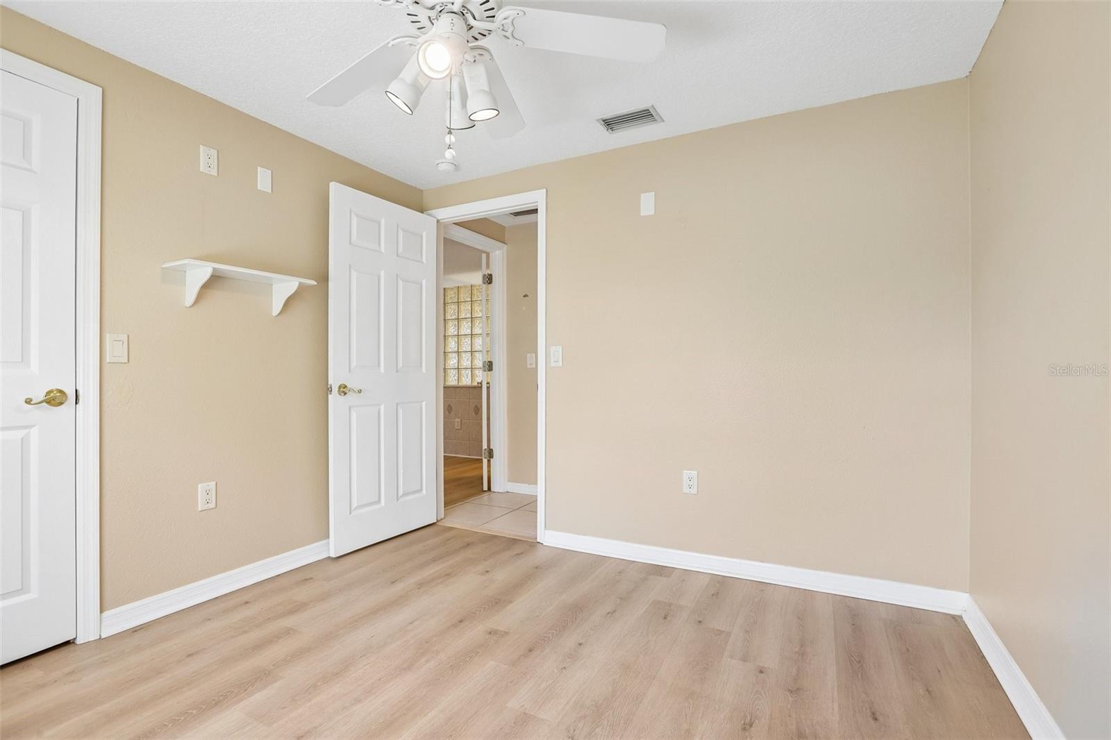 6510 SUNRIDGE DR — photo 31