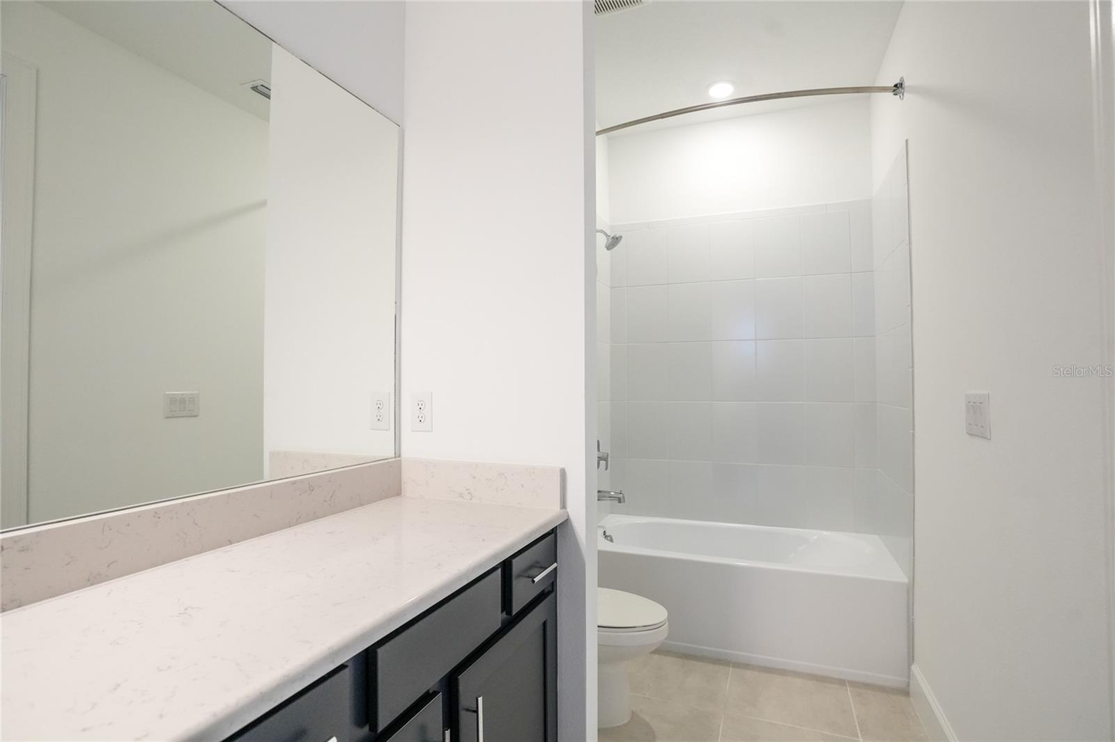 16117 ISOLA PL — photo 18
