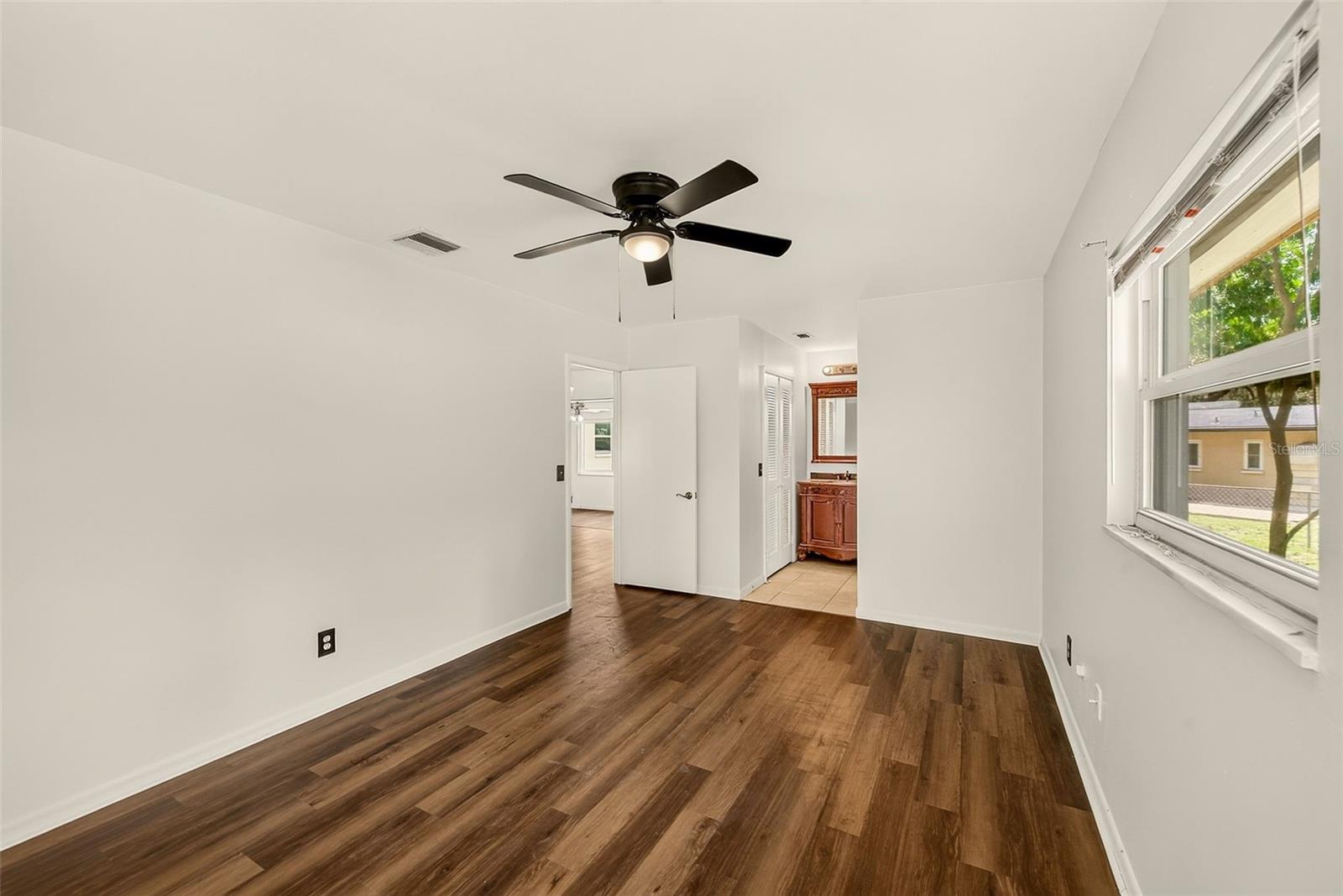 303 SAINT AUGUSTINE AVE — photo 22