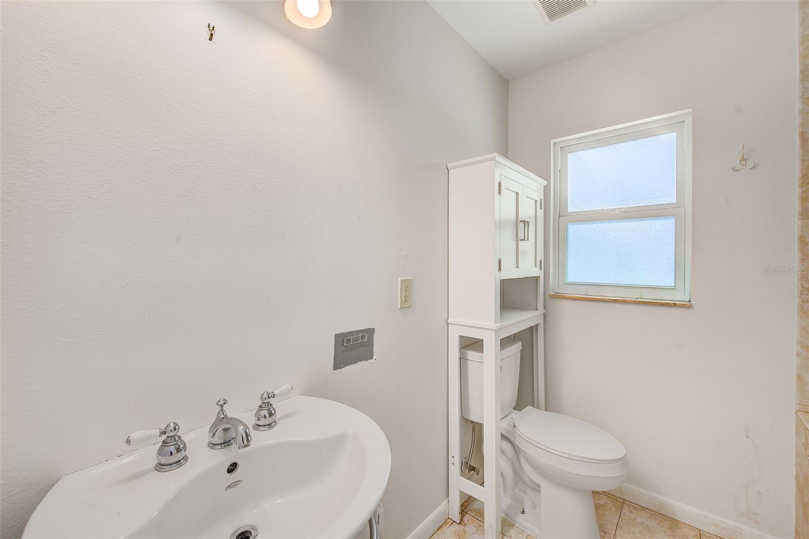 303 SAINT AUGUSTINE AVE — photo 25