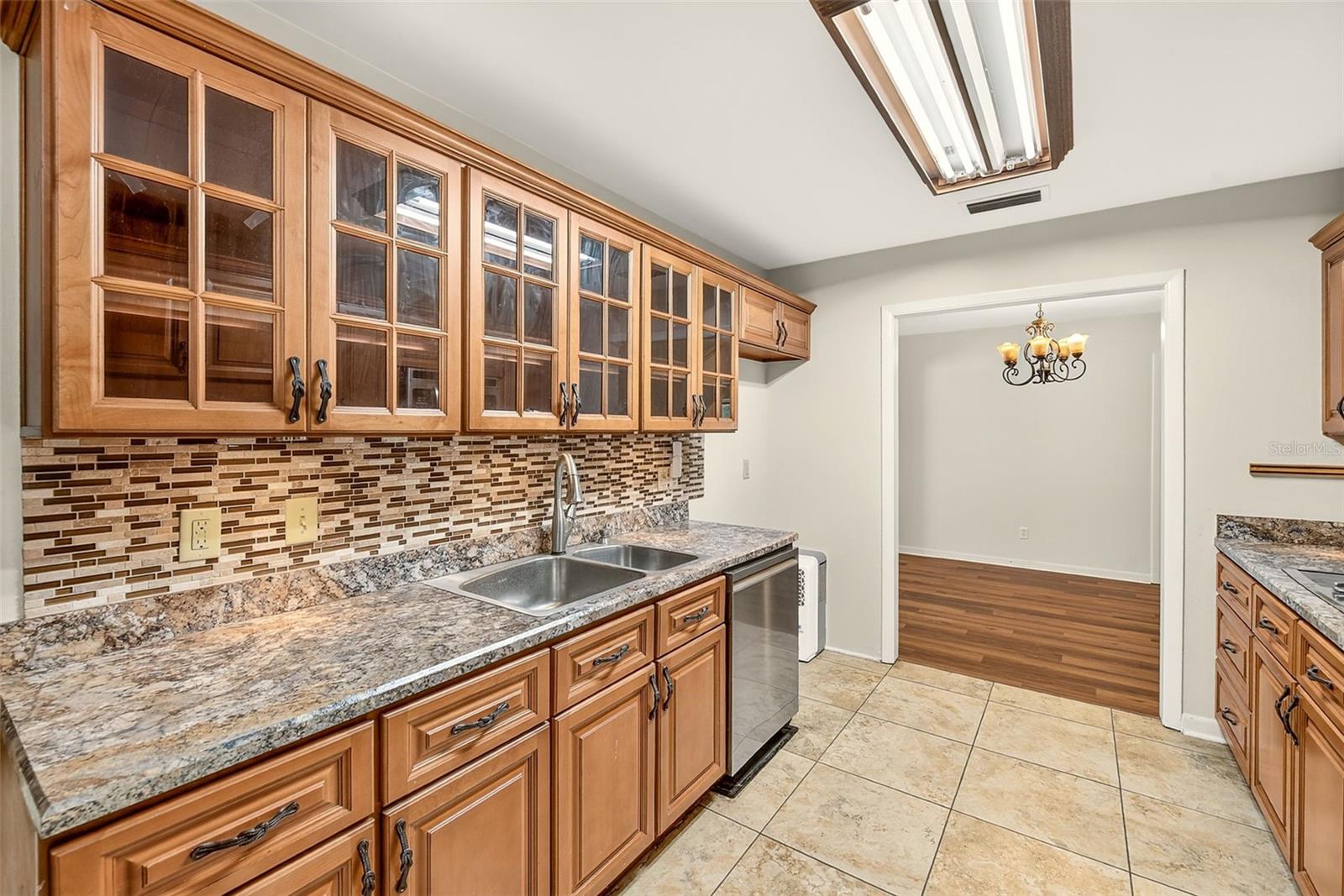 303 SAINT AUGUSTINE AVE — photo 14