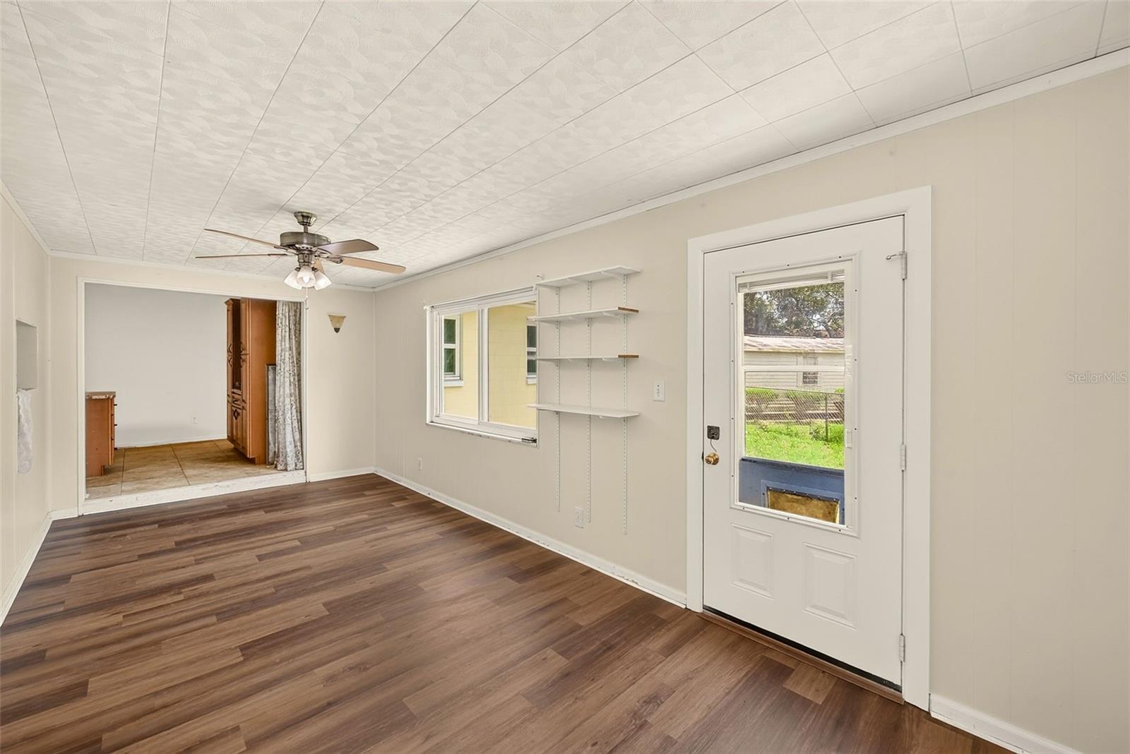 303 SAINT AUGUSTINE AVE — photo 18