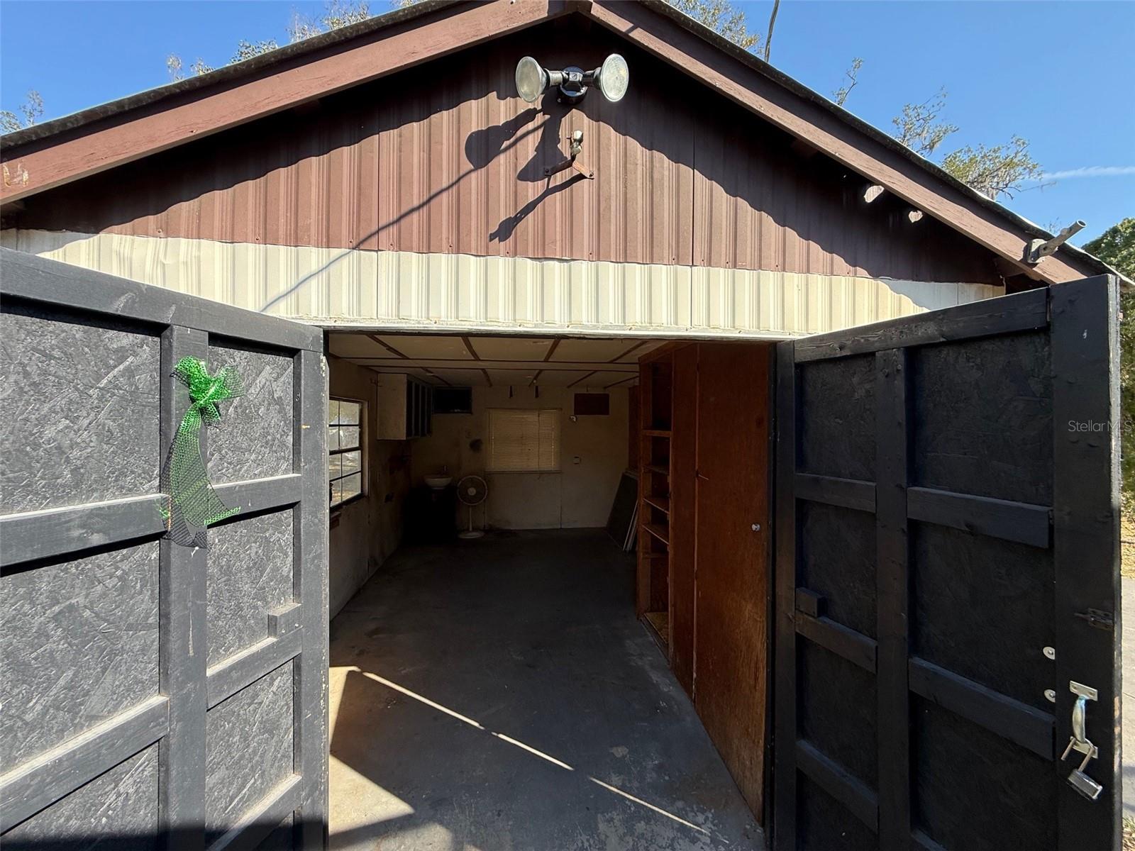 4404 ARECA PALM DR — photo 15
