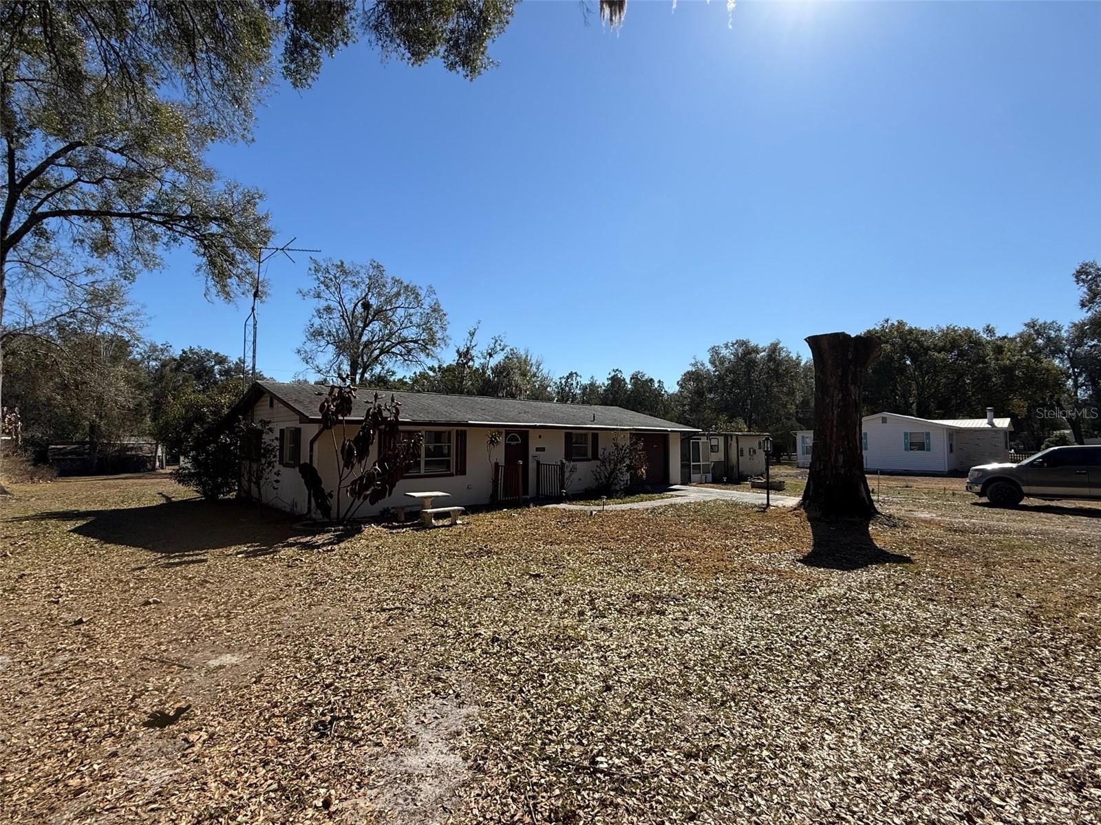 4404 ARECA PALM DR — photo 2