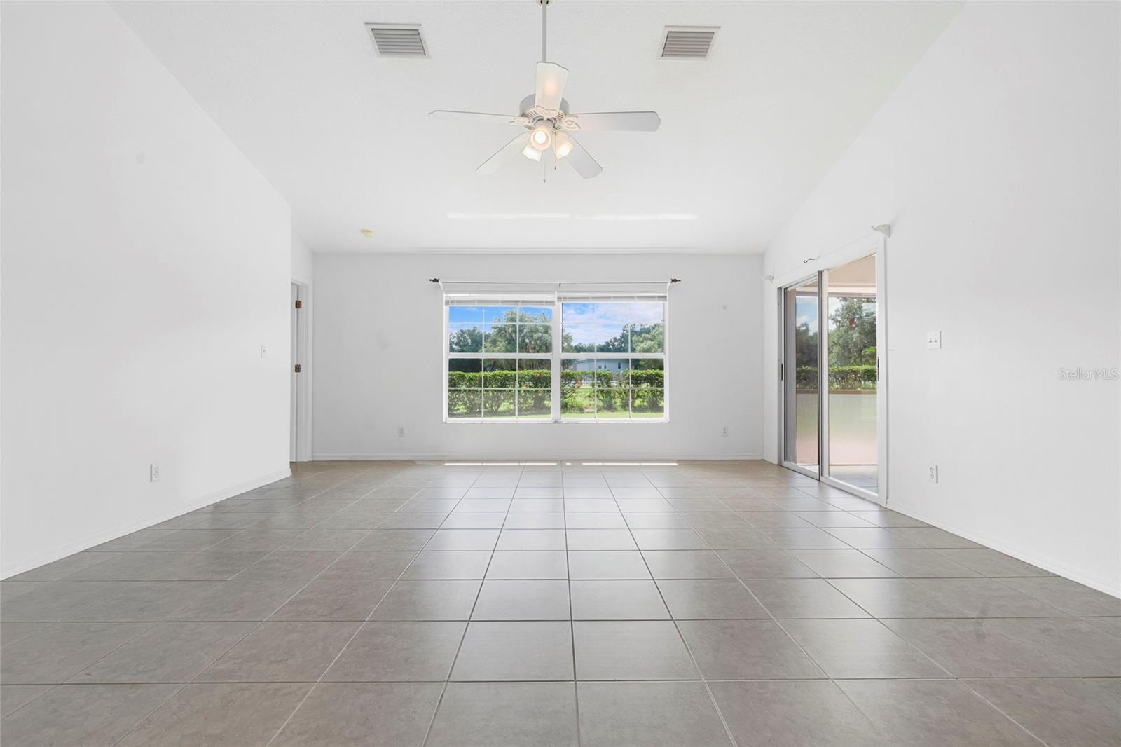 6412 LAURELWOOD DR — photo 26