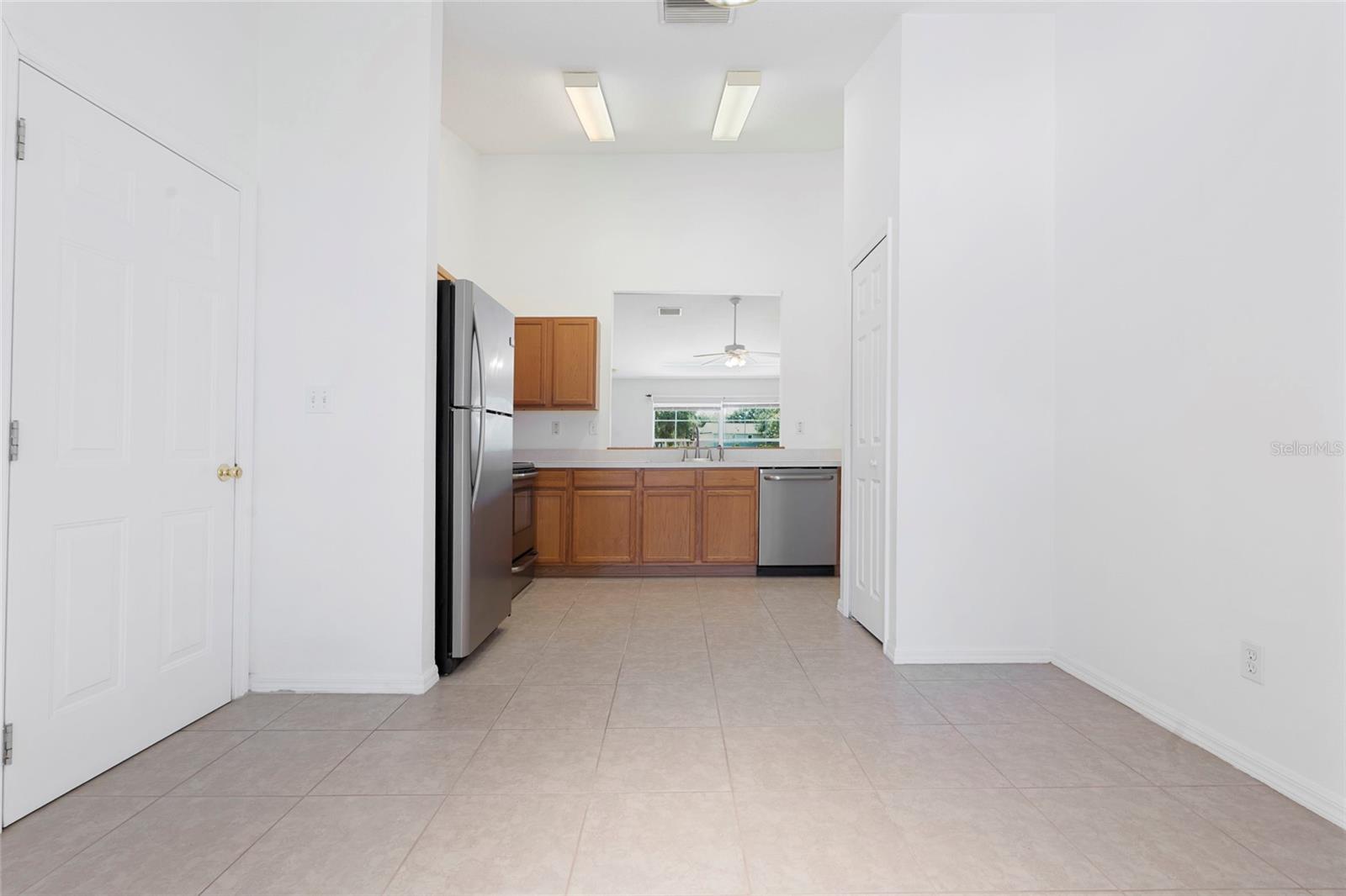 6412 LAURELWOOD DR — photo 24
