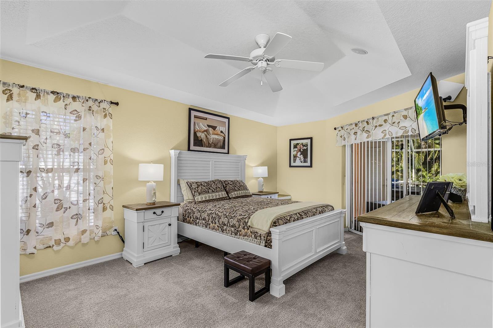 4240 FERNWAY DR — photo 12
