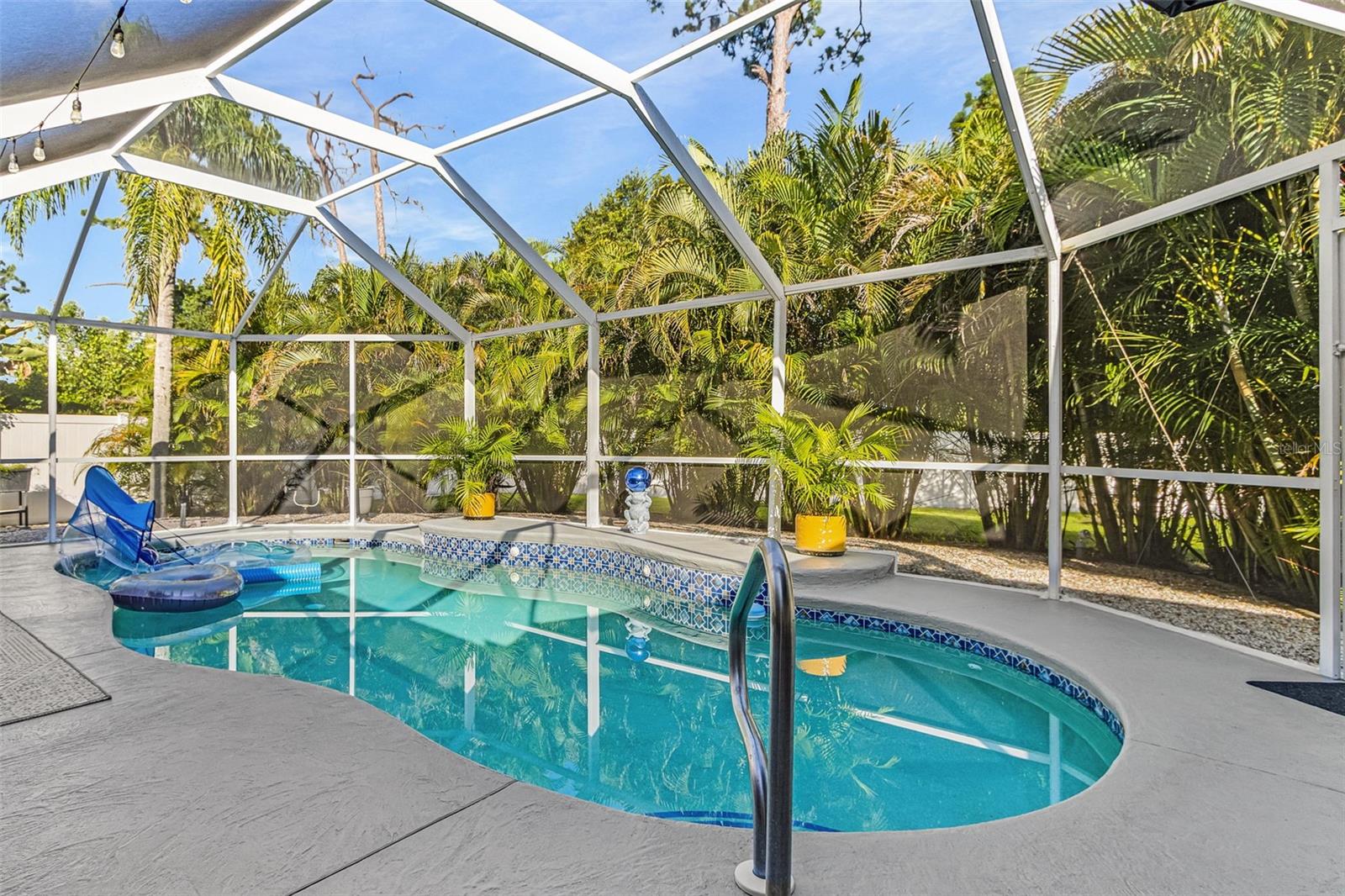 4240 FERNWAY DR — photo 21