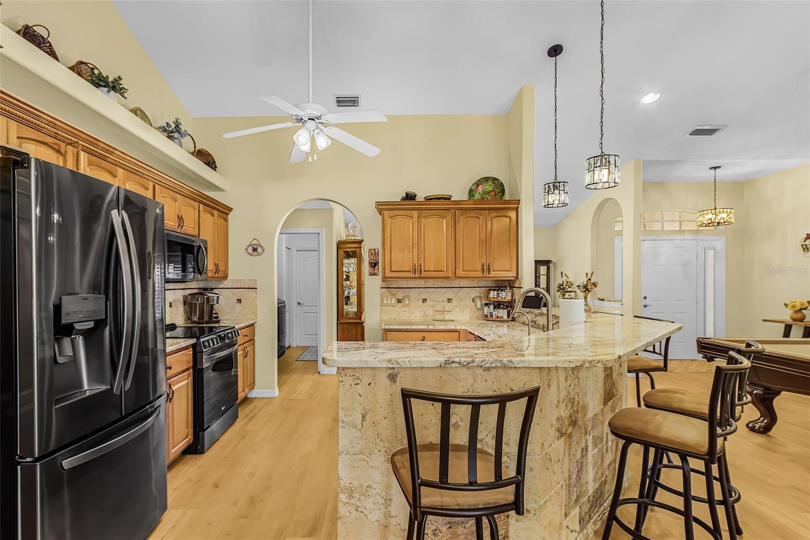 4240 FERNWAY DR — photo 5
