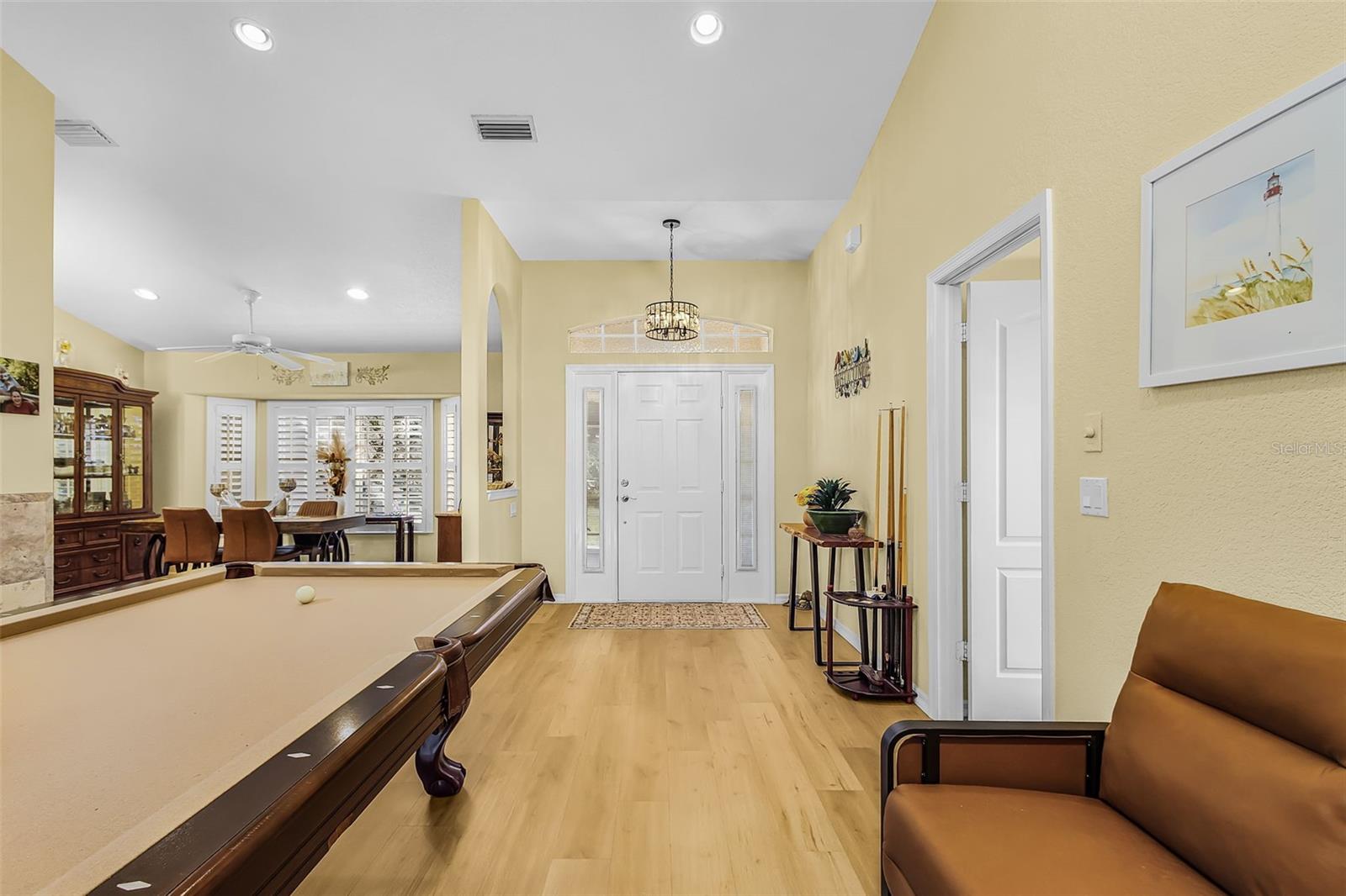 4240 FERNWAY DR — photo 3