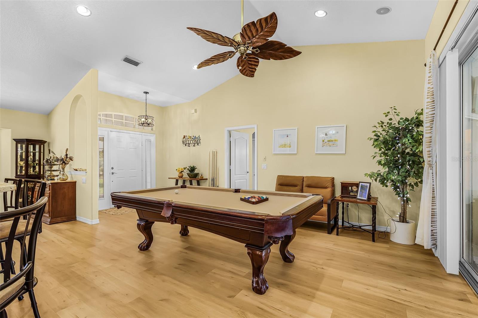 4240 FERNWAY DR — photo 4