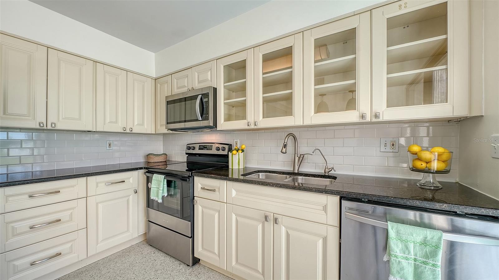 2761 HORSESHOE CT #Q4 — photo 13