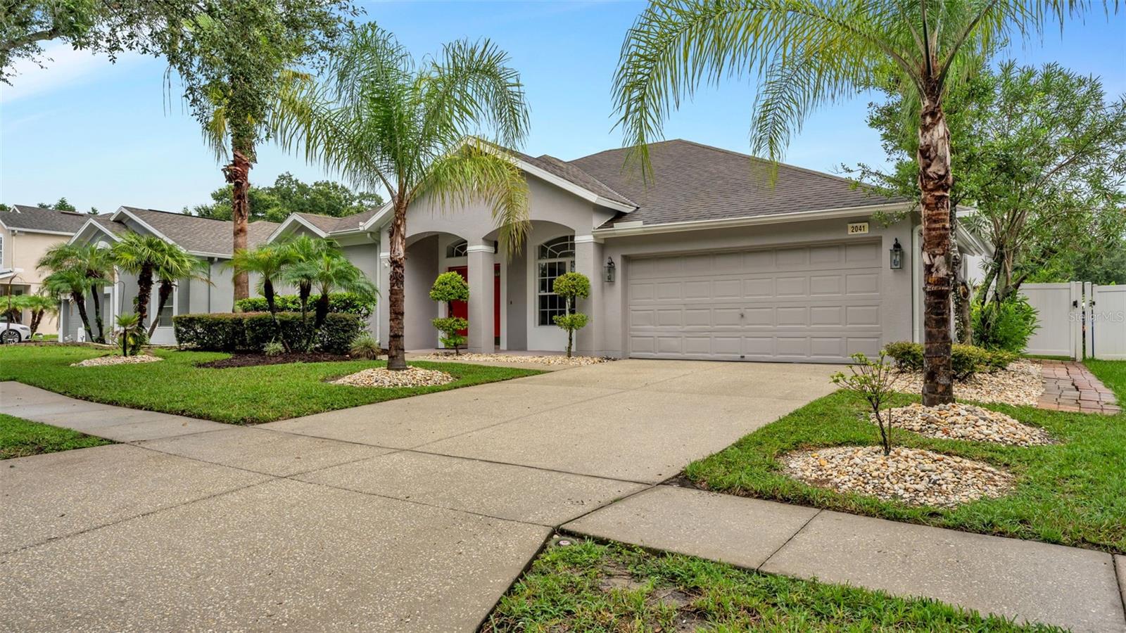 2041 HEARTLAND CIR — photo 16
