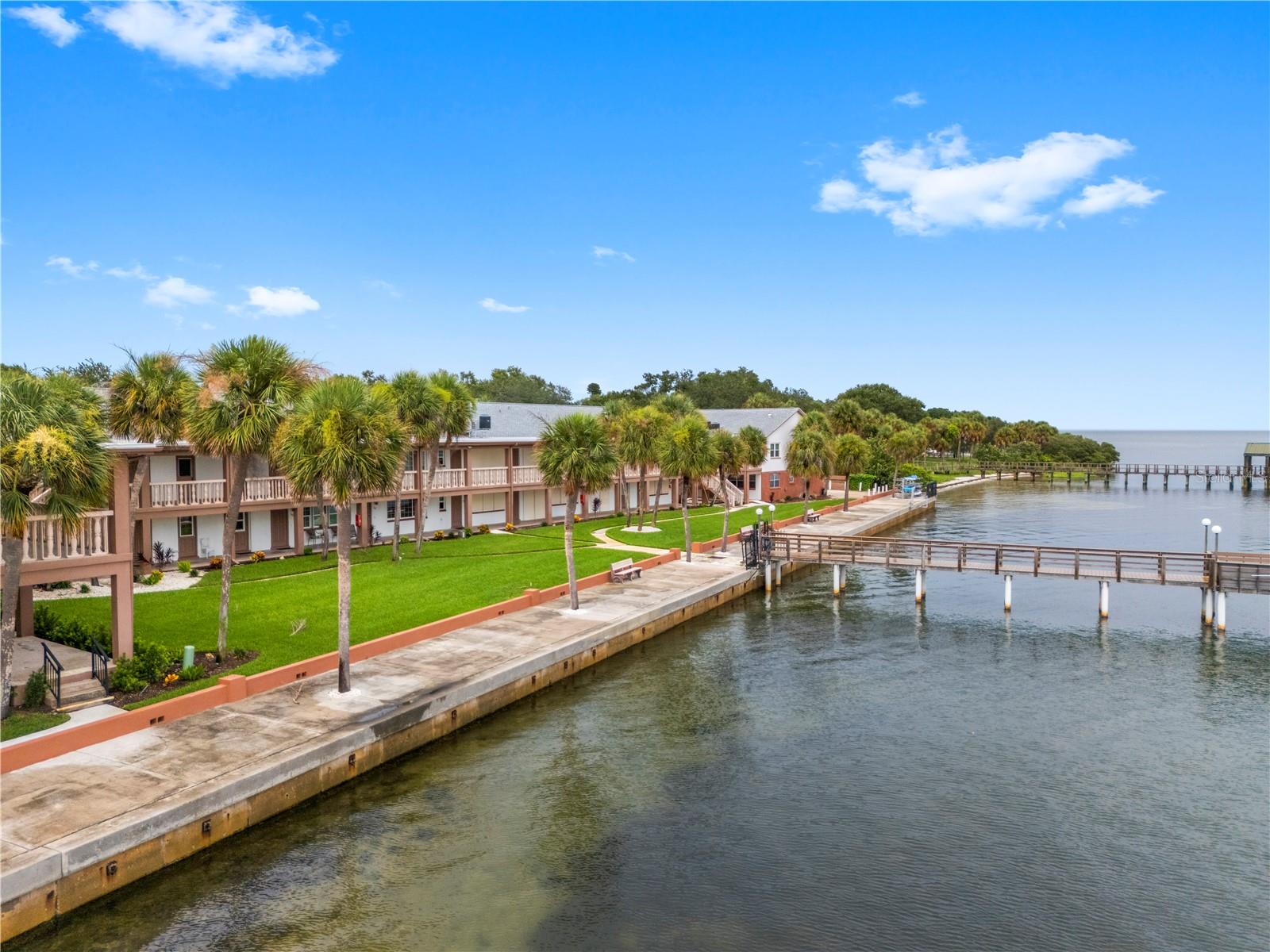 650 PINELLAS POINT DR S #122 — photo 33