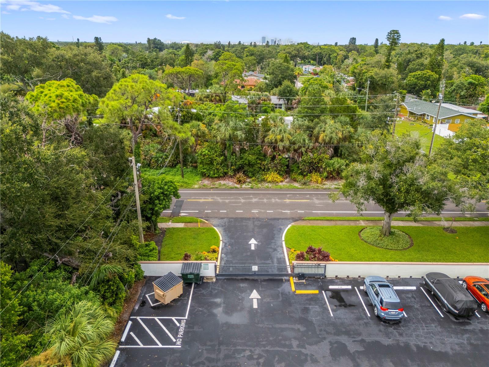 650 PINELLAS POINT DR S #122 — photo 37