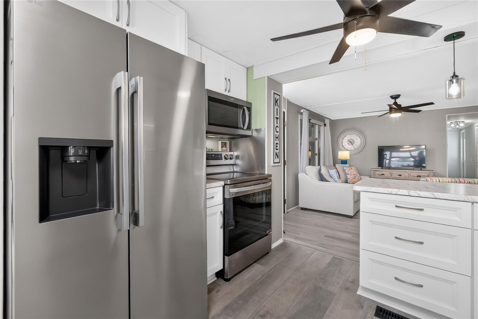 6741 LAUREL CT — photo 11