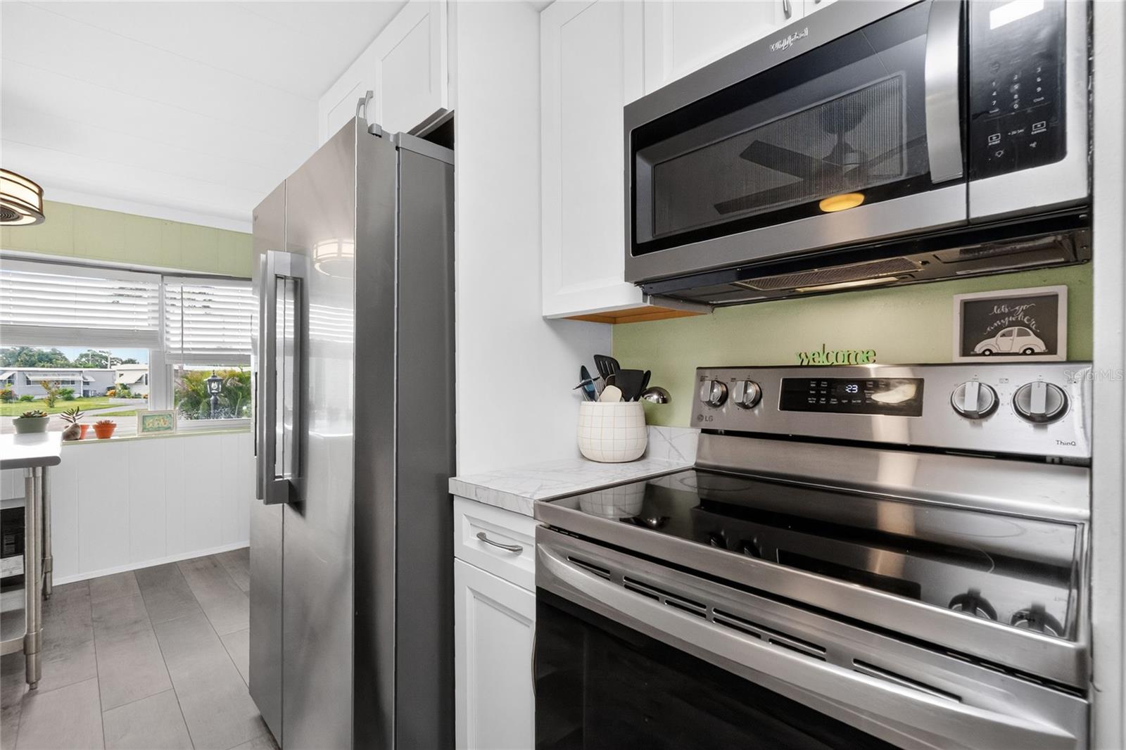 6741 LAUREL CT — photo 10