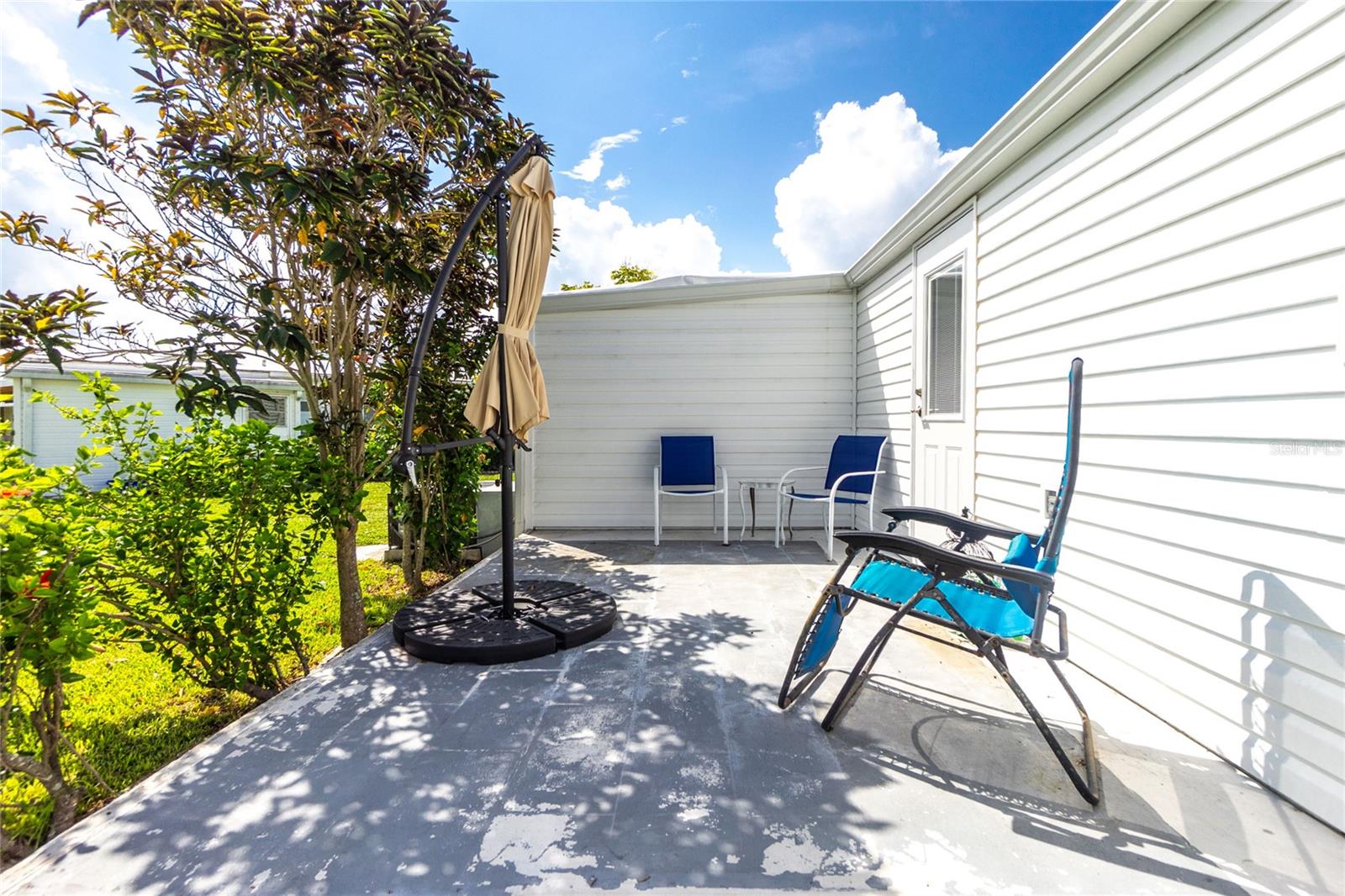 6741 LAUREL CT — photo 44
