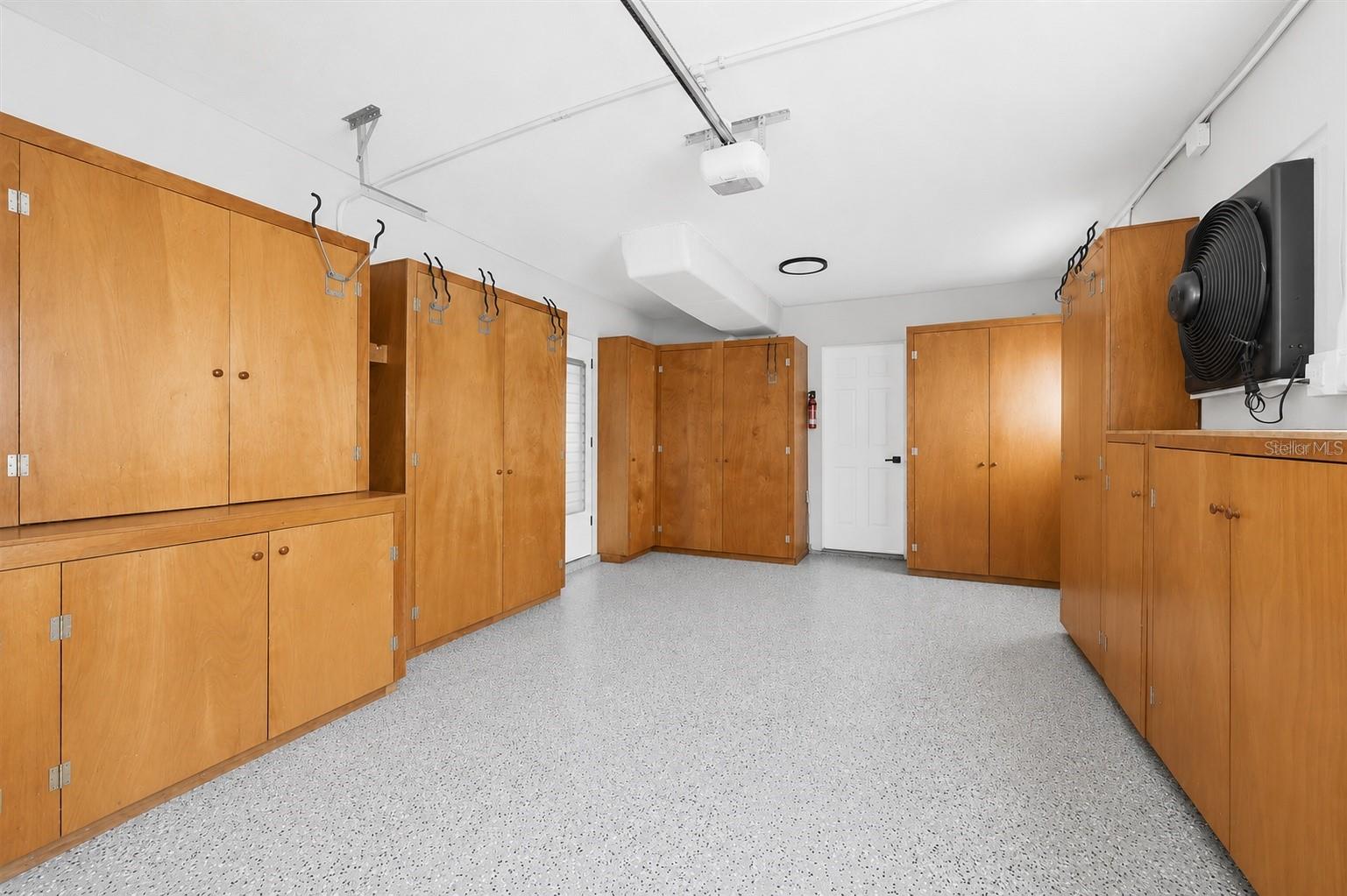 4219 DEERFIELD DR — photo 29