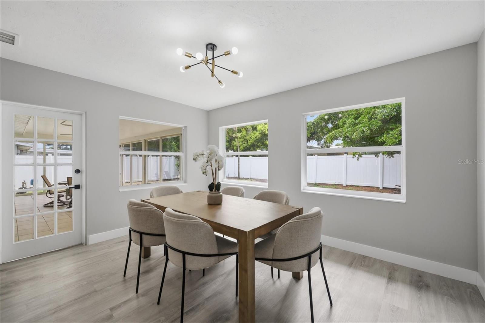 4219 DEERFIELD DR — photo 14