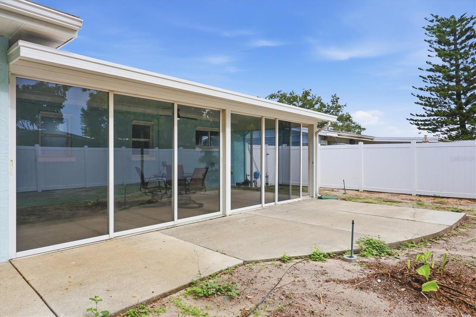 4219 DEERFIELD DR — photo 38