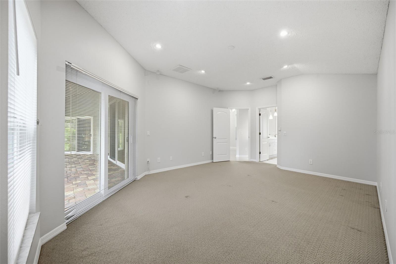 16416 WINDSOR PARK DR — photo 28