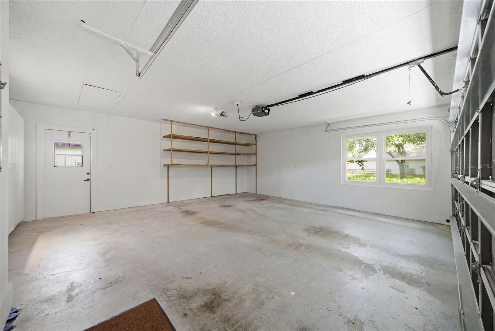 16416 WINDSOR PARK DR — photo 45