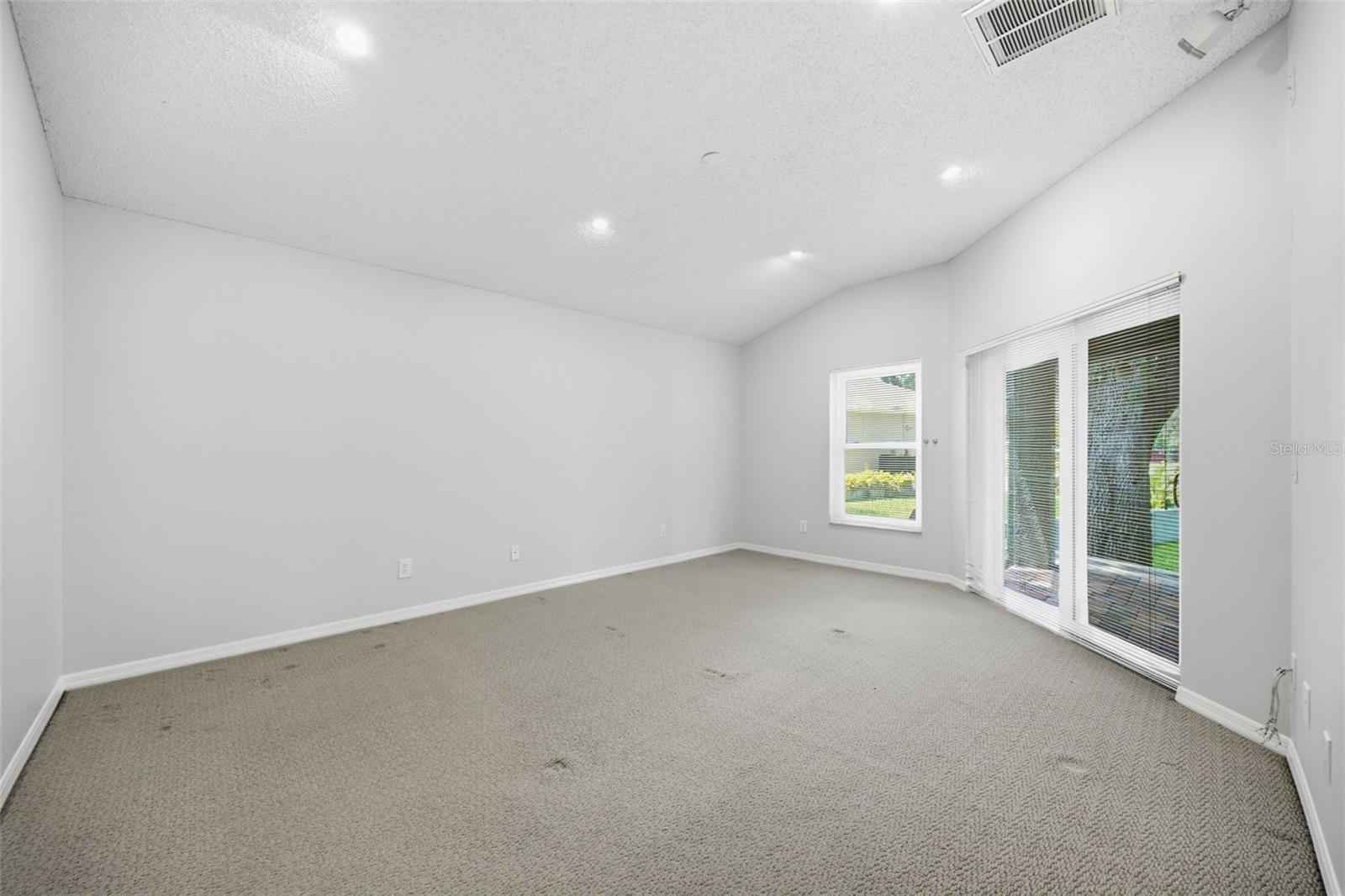 16416 WINDSOR PARK DR — photo 27