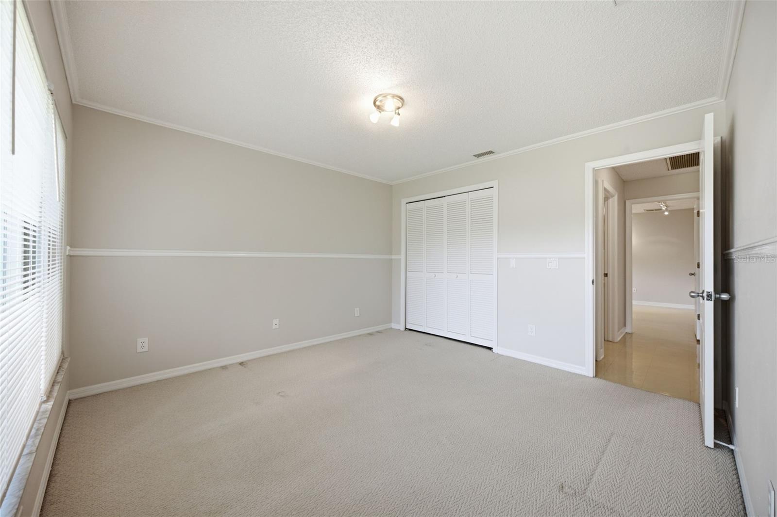16416 WINDSOR PARK DR — photo 34