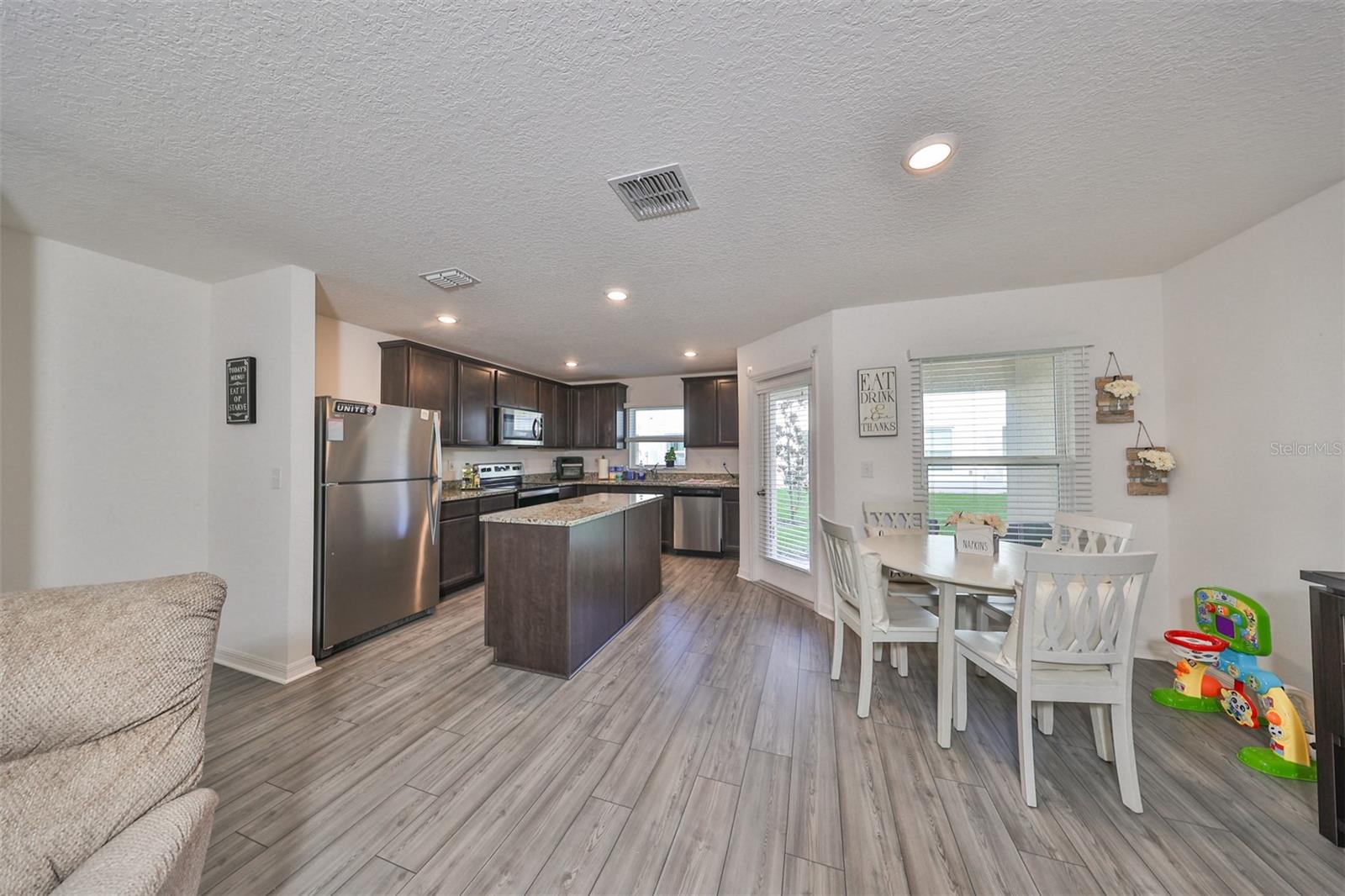 5311 NEW FRIENDSHIP PL — photo 3
