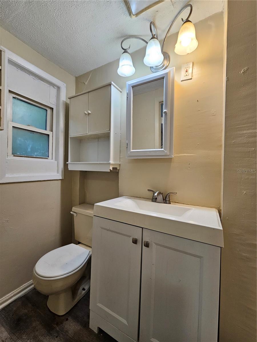 1504 E 99TH AVE #B — photo 8