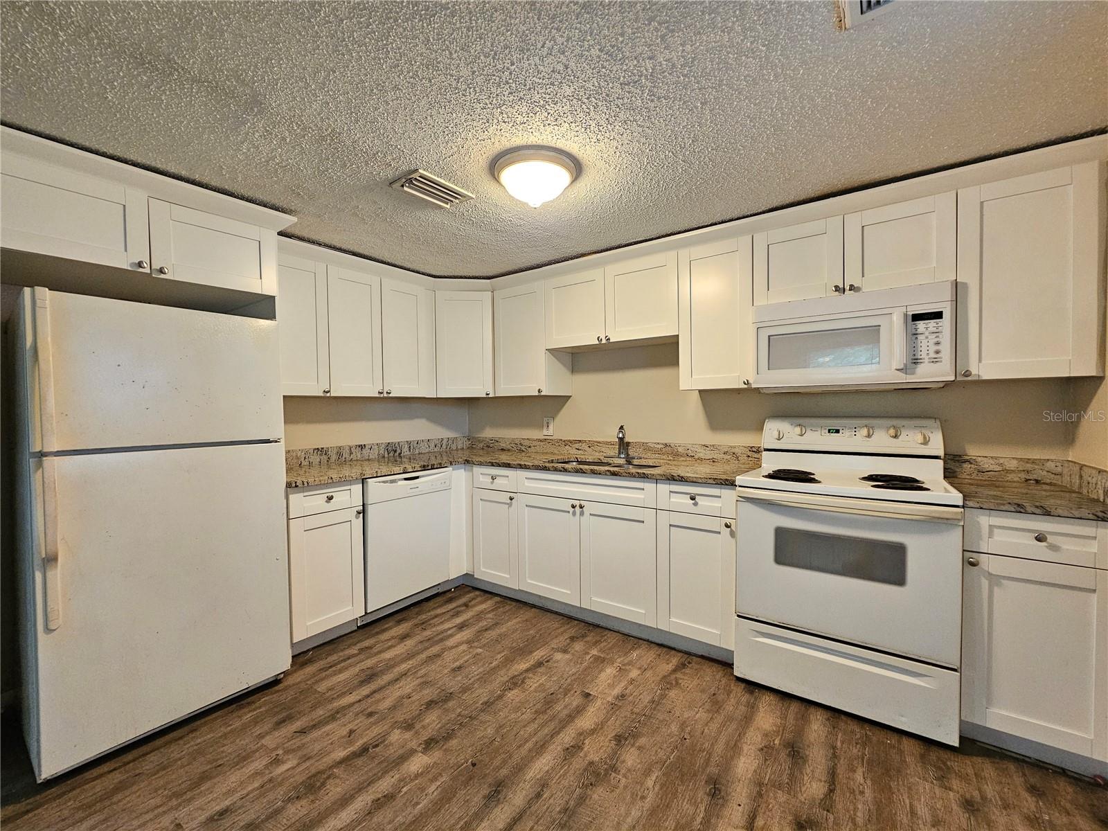 1504 E 99TH AVE #B — photo 4