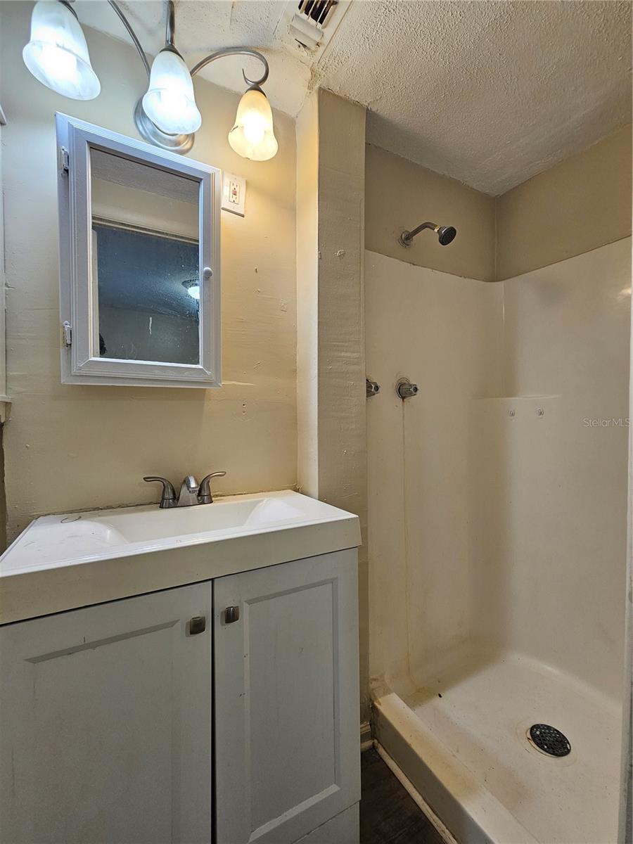 1504 E 99TH AVE #B — photo 9