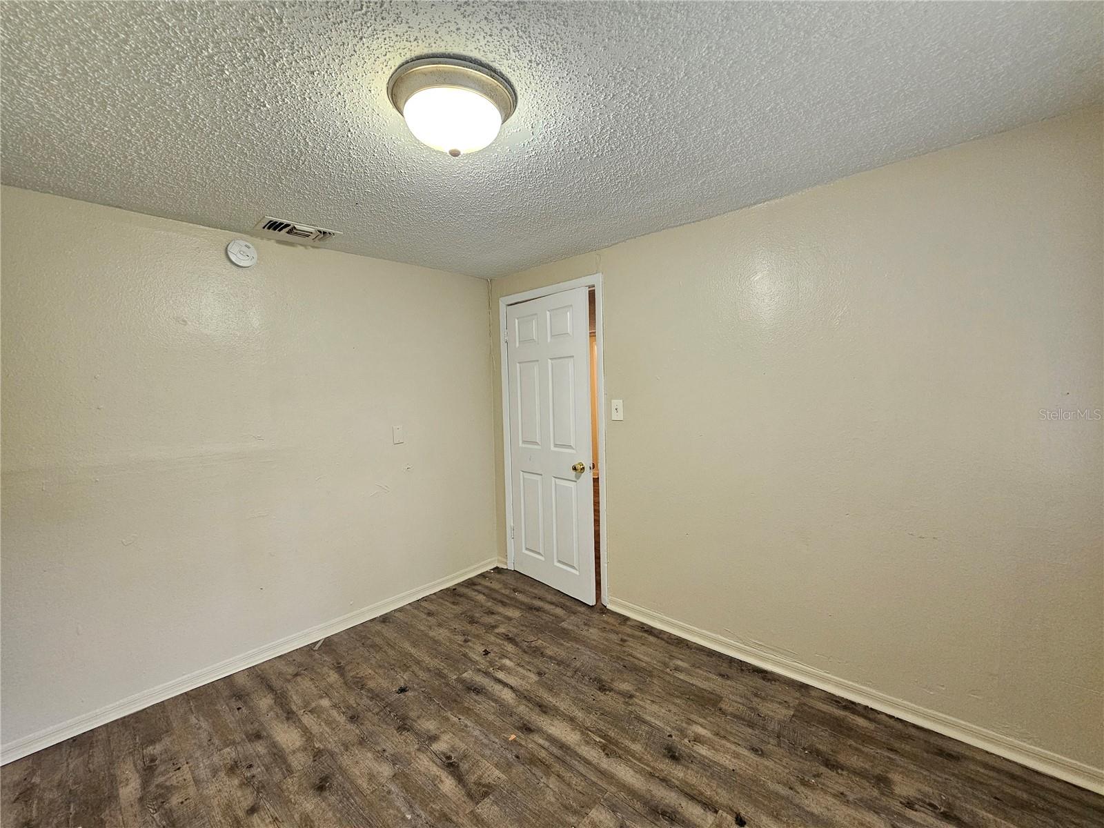 1504 E 99TH AVE #B — photo 6