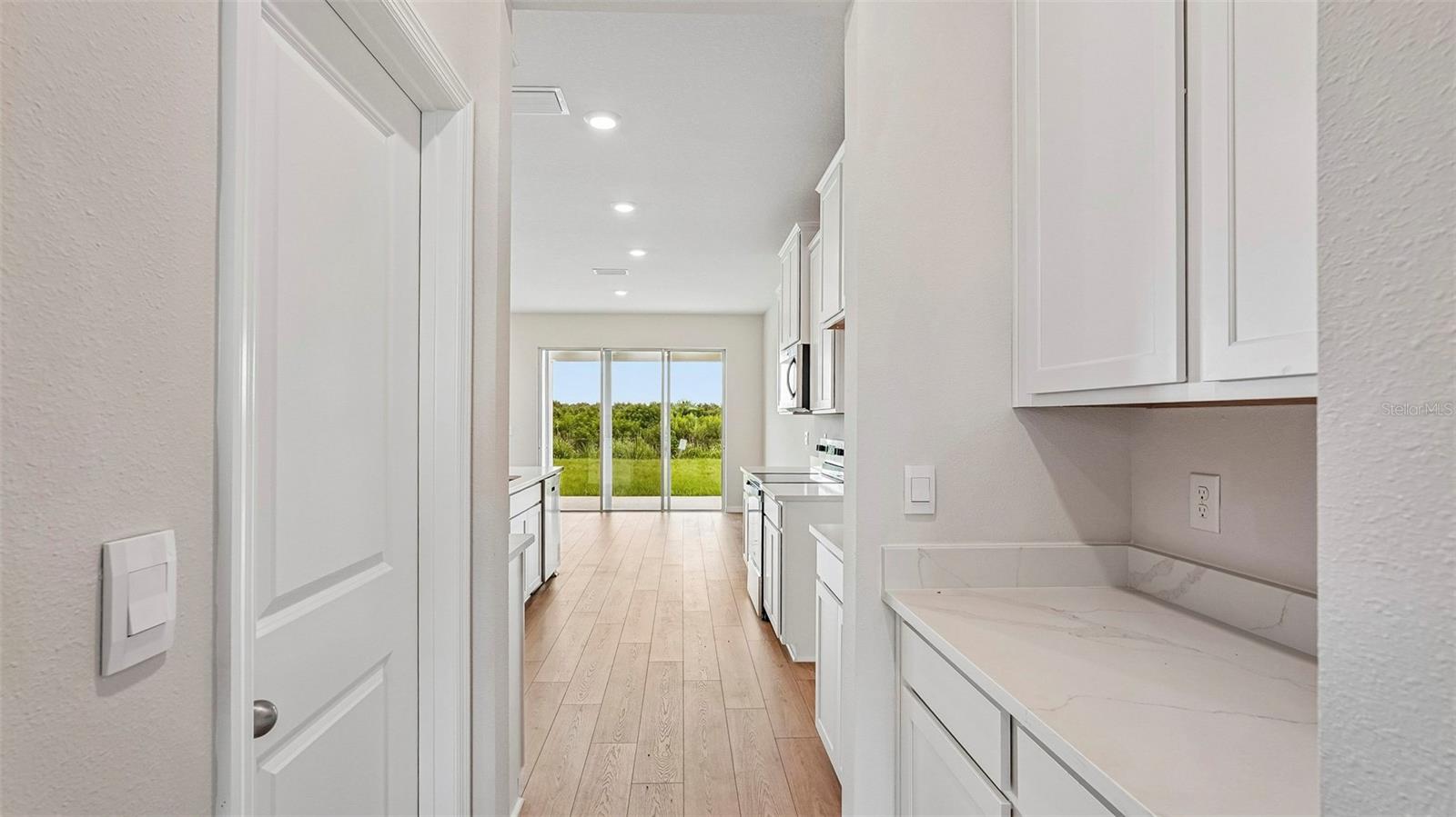 10653 FERN HOLLOW RUN — photo 9