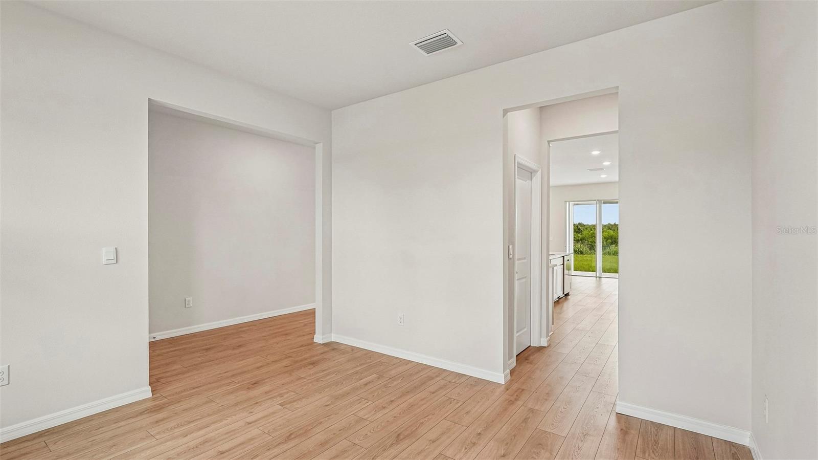 10653 FERN HOLLOW RUN — photo 3