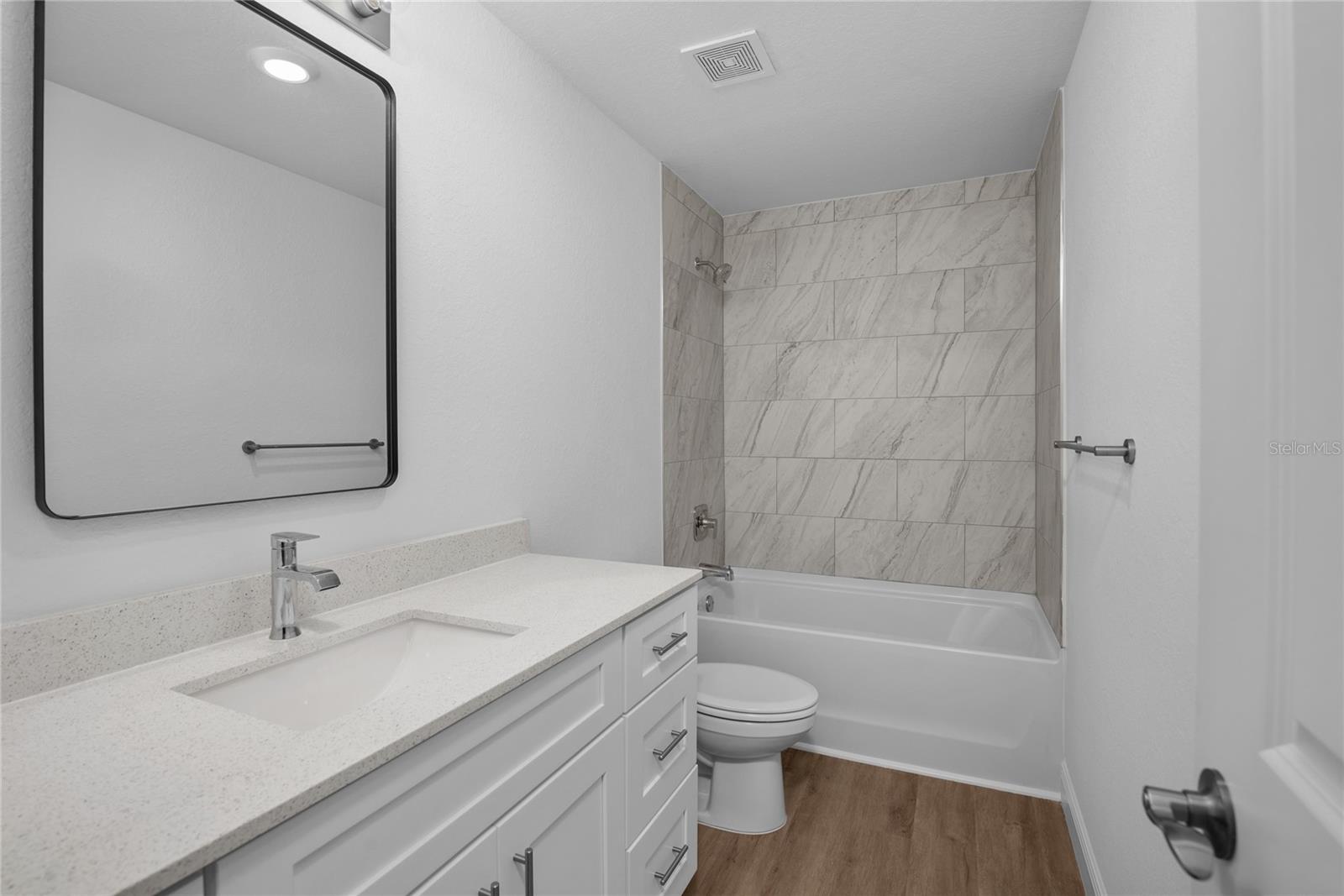 4462 AMARI RD — photo 9