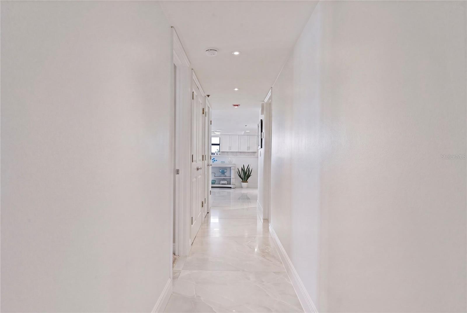 1660 GULF BLVD #PH1 — photo 37