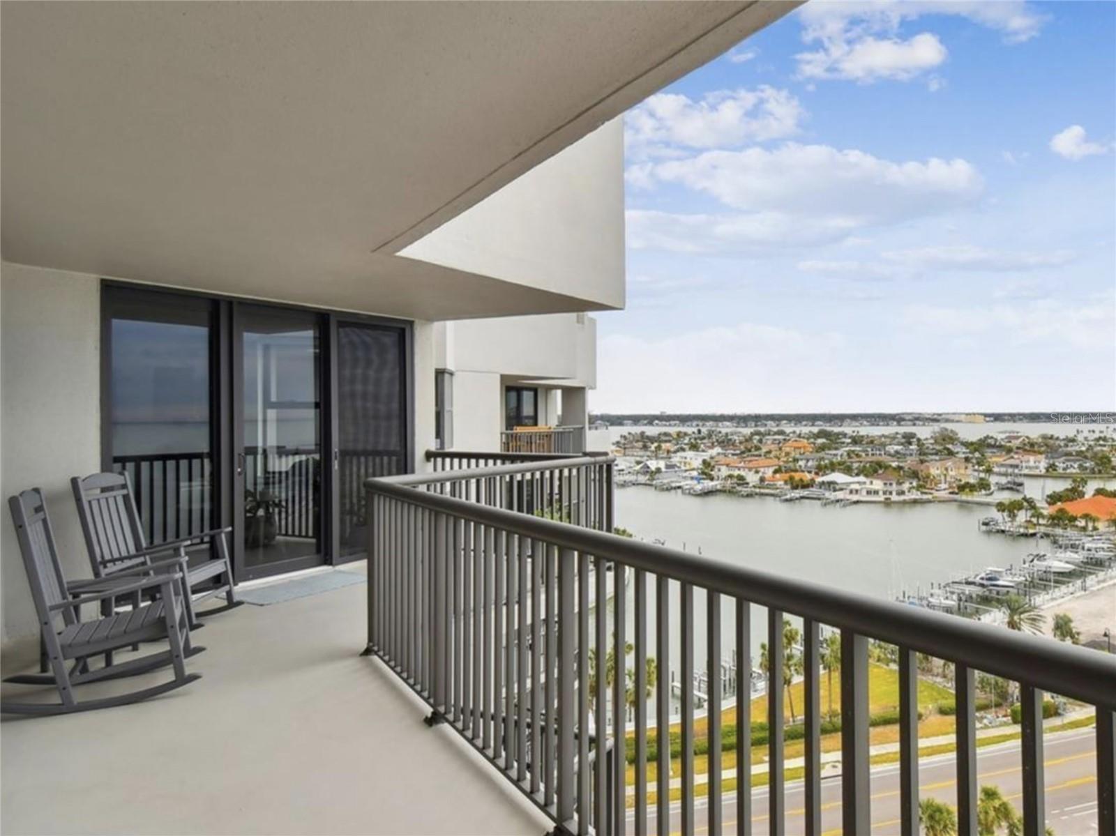 1660 GULF BLVD #PH1 — photo 24