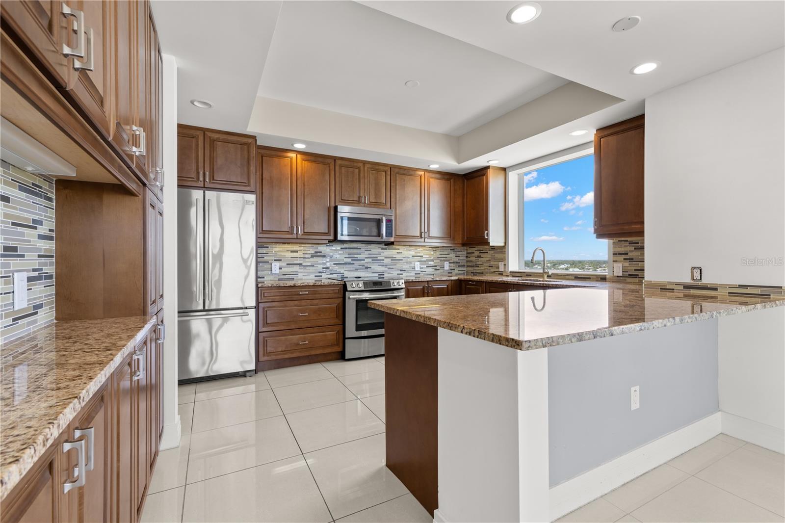1325 SNELL ISLE BLVD NE #812 — photo 9